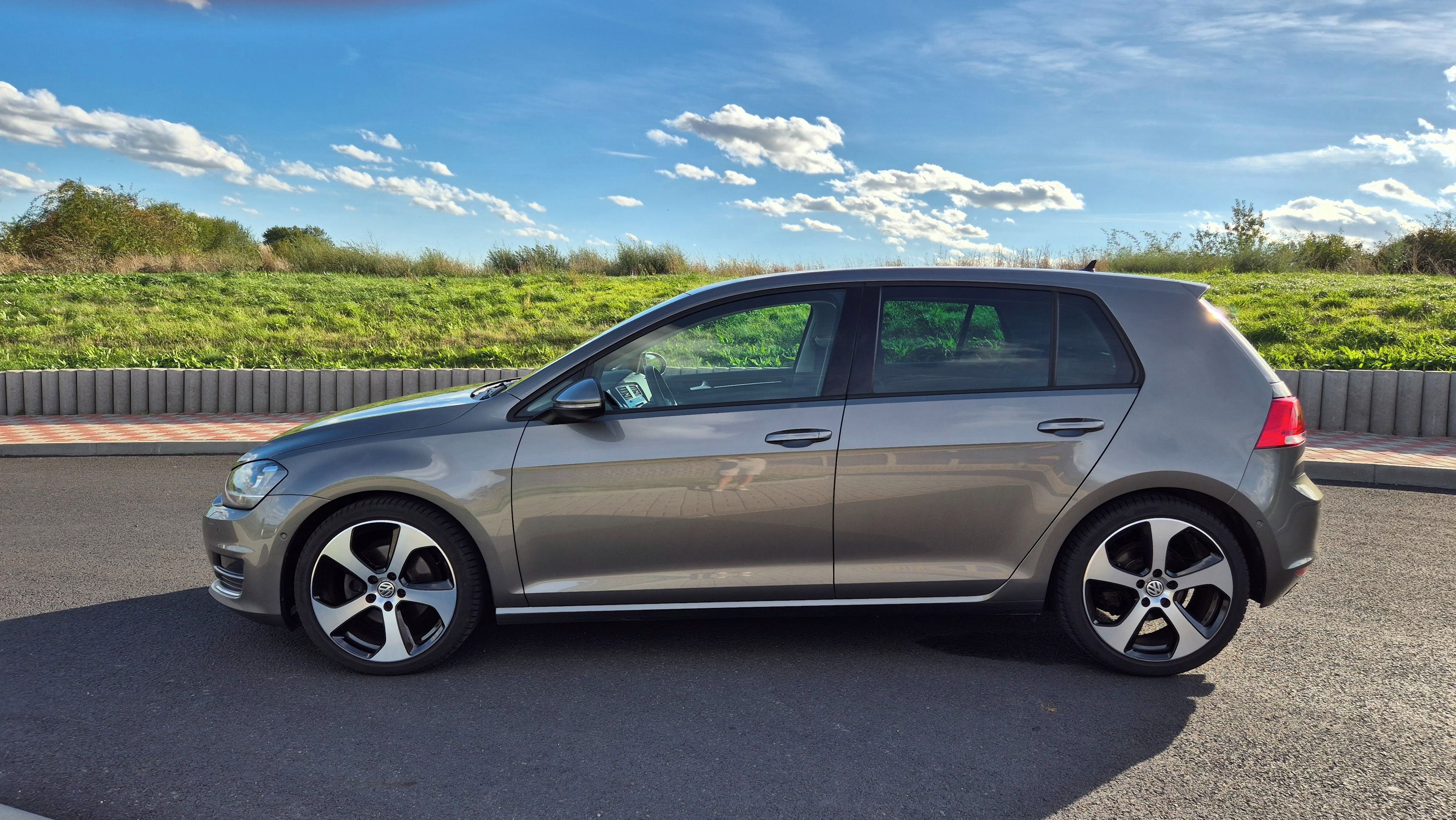 Volkswagen Golf, VII 1,4tsi Highline - fotka 3