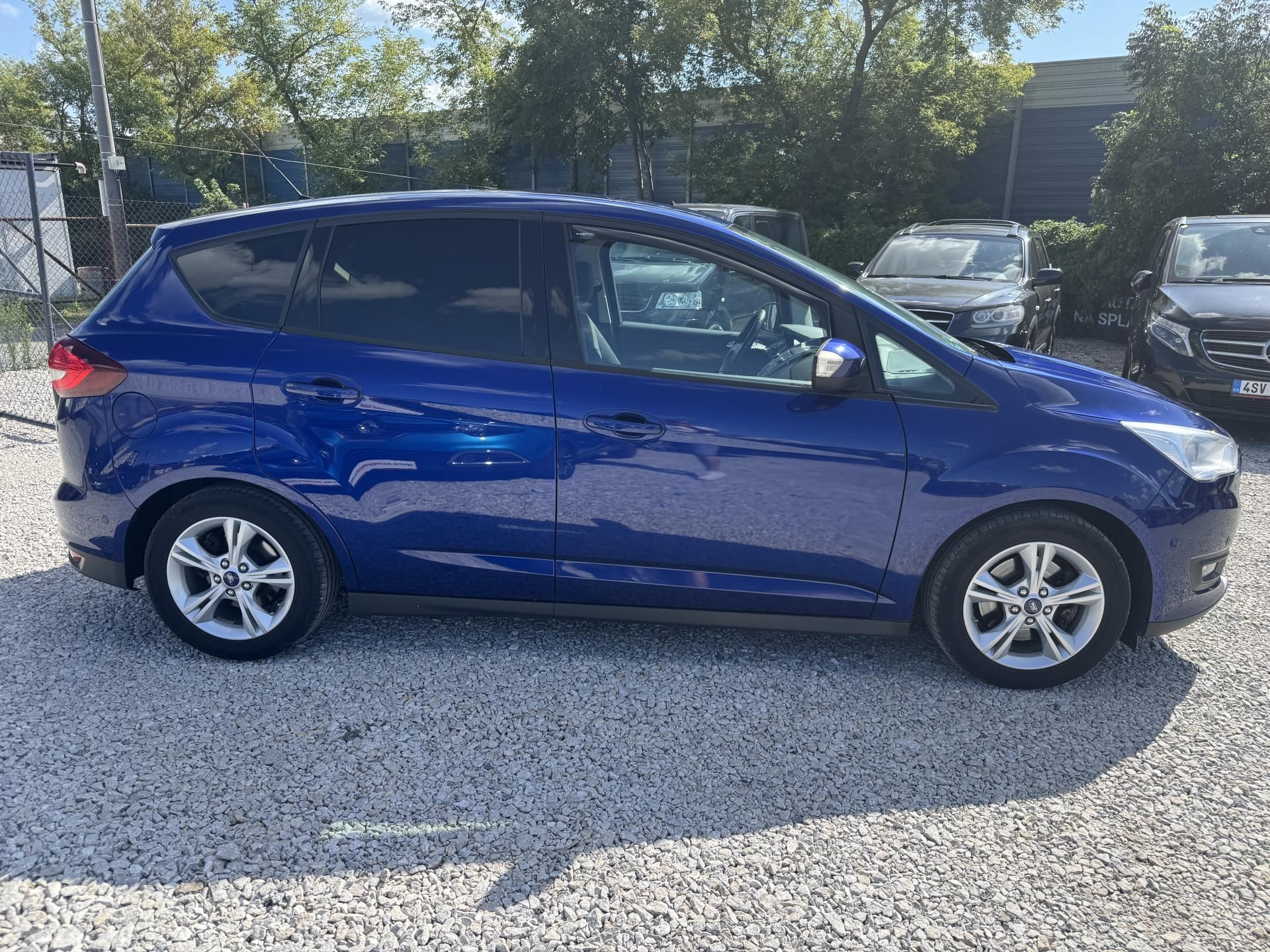 Ford C-MAX, 1.5-16V,SERVISKA,2SADY KOL - fotka 4
