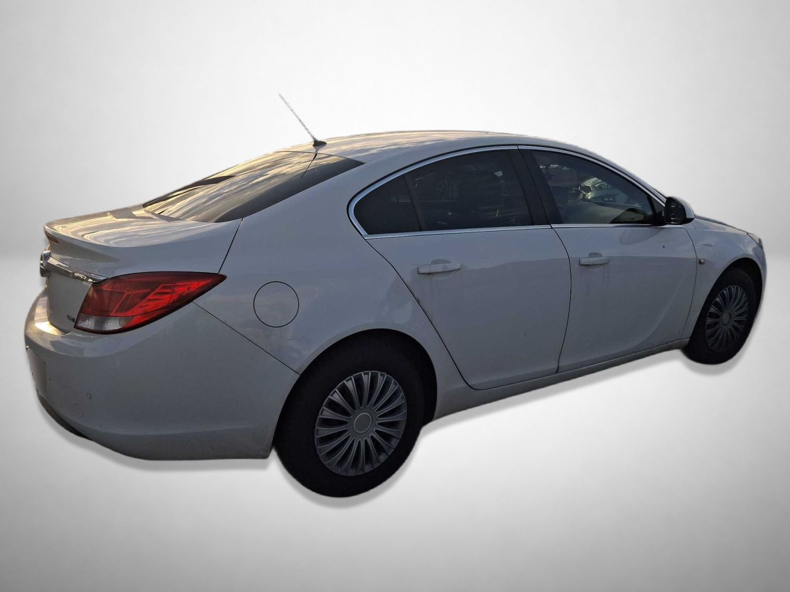 Opel Insignia, 2.0 CDTI, Xenony - fotka 2