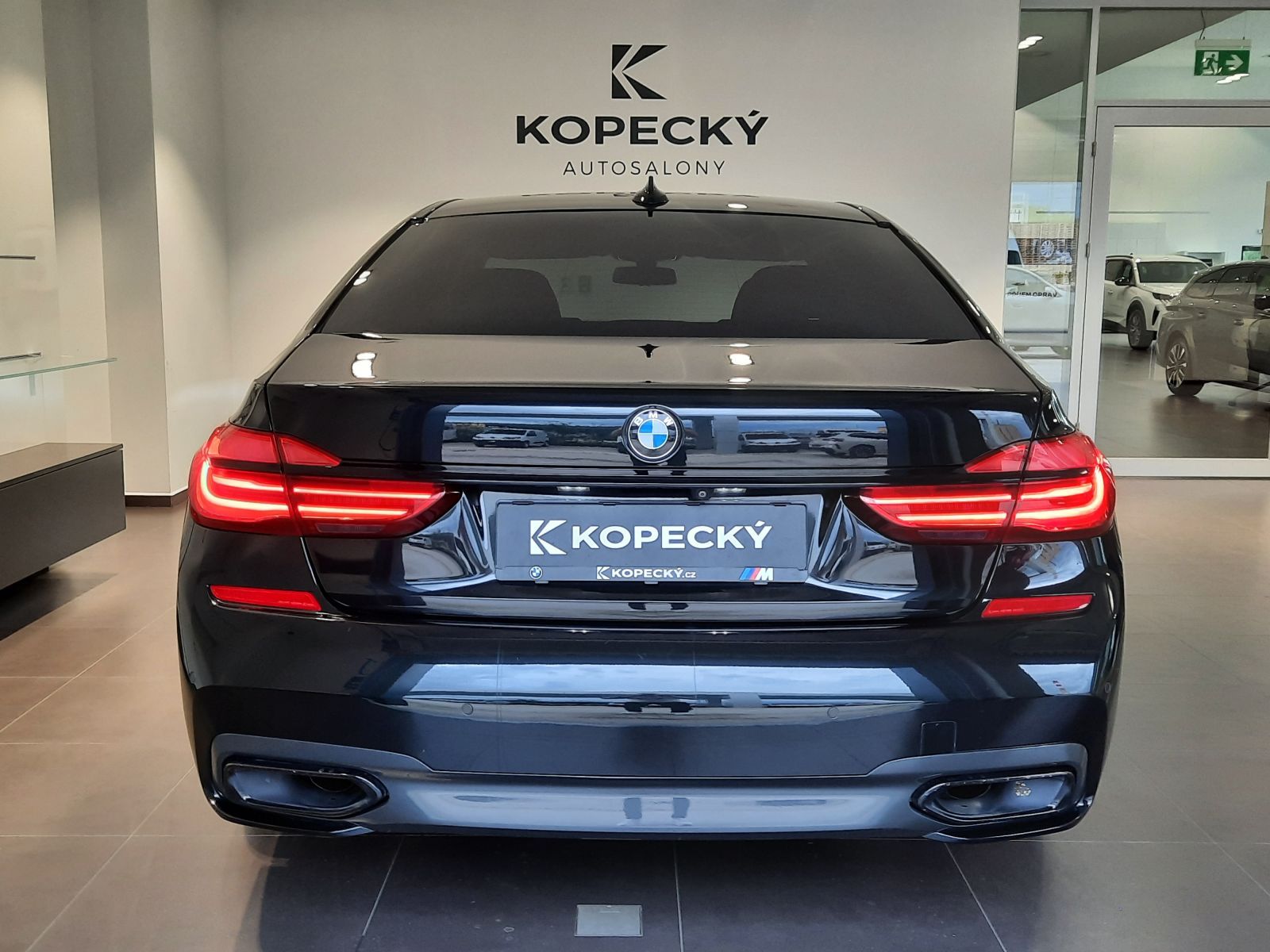 BMW Řada 7, 730d xDrive M Sport - fotka 6