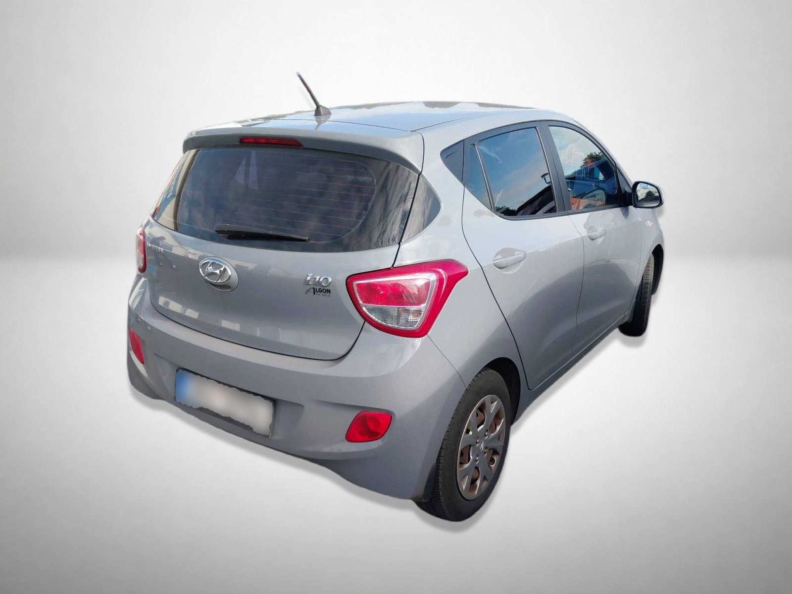 Hyundai i10, 1.0, ČR,1.maj, Serv.kniha - fotka 2