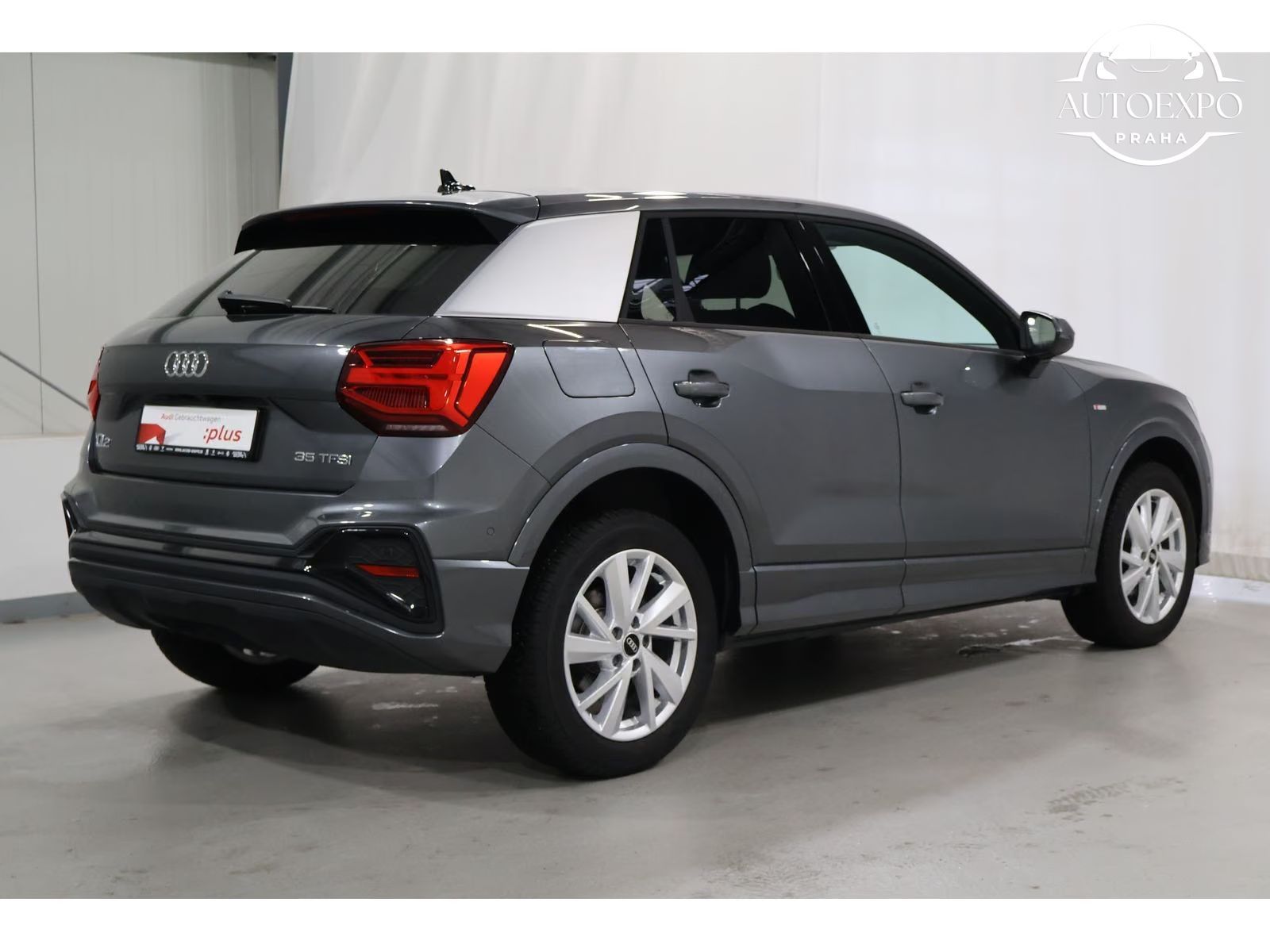 Audi Q2, 35 TFSI S line*Matrix*LED* - fotka 3