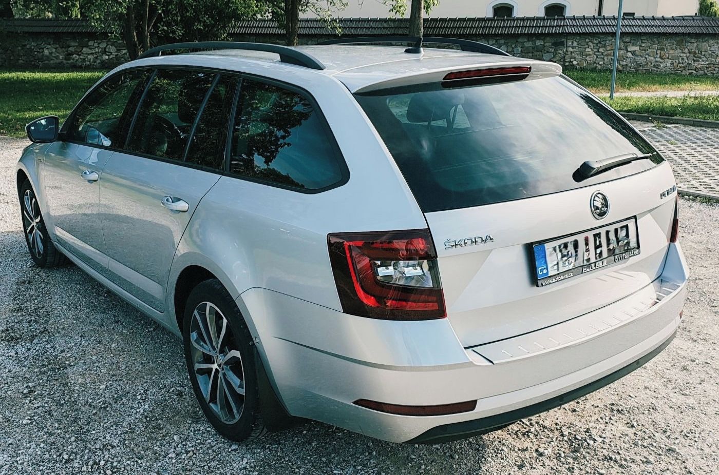 Škoda Octavia, Škoda Octavia III Combi FL - fotka 3