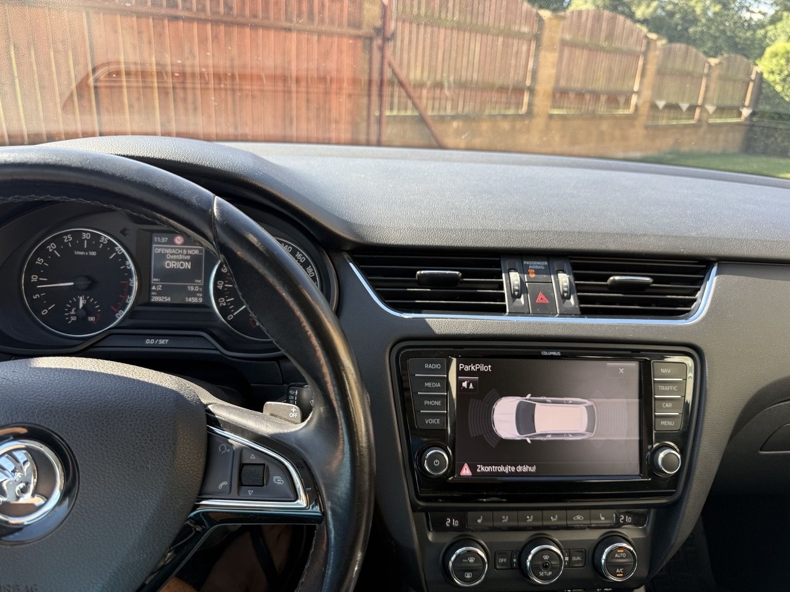 Škoda Octavia, 2.0 110kw DSG - fotka 4