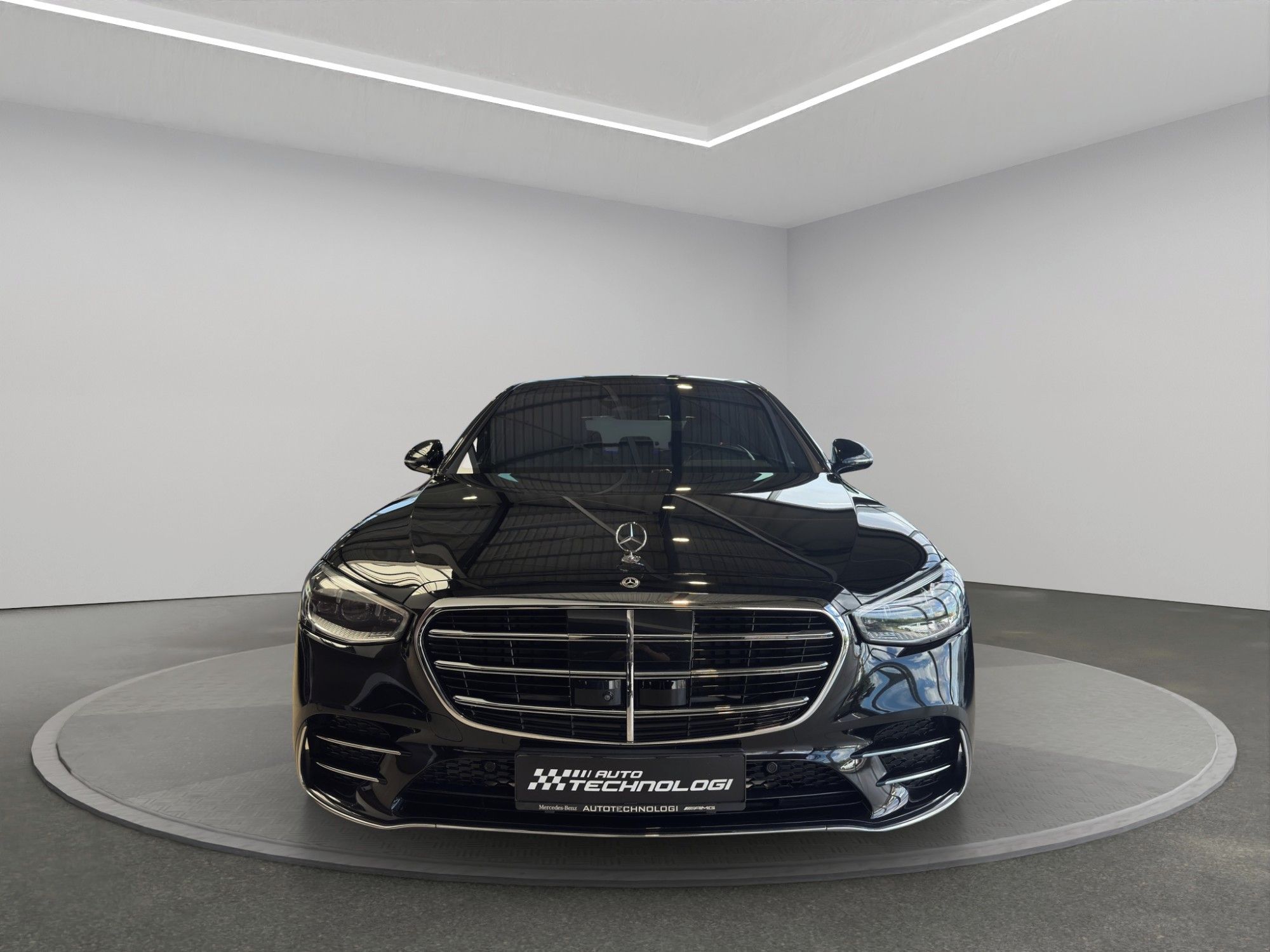 Mercedes-Benz Třídy S - fotka 2