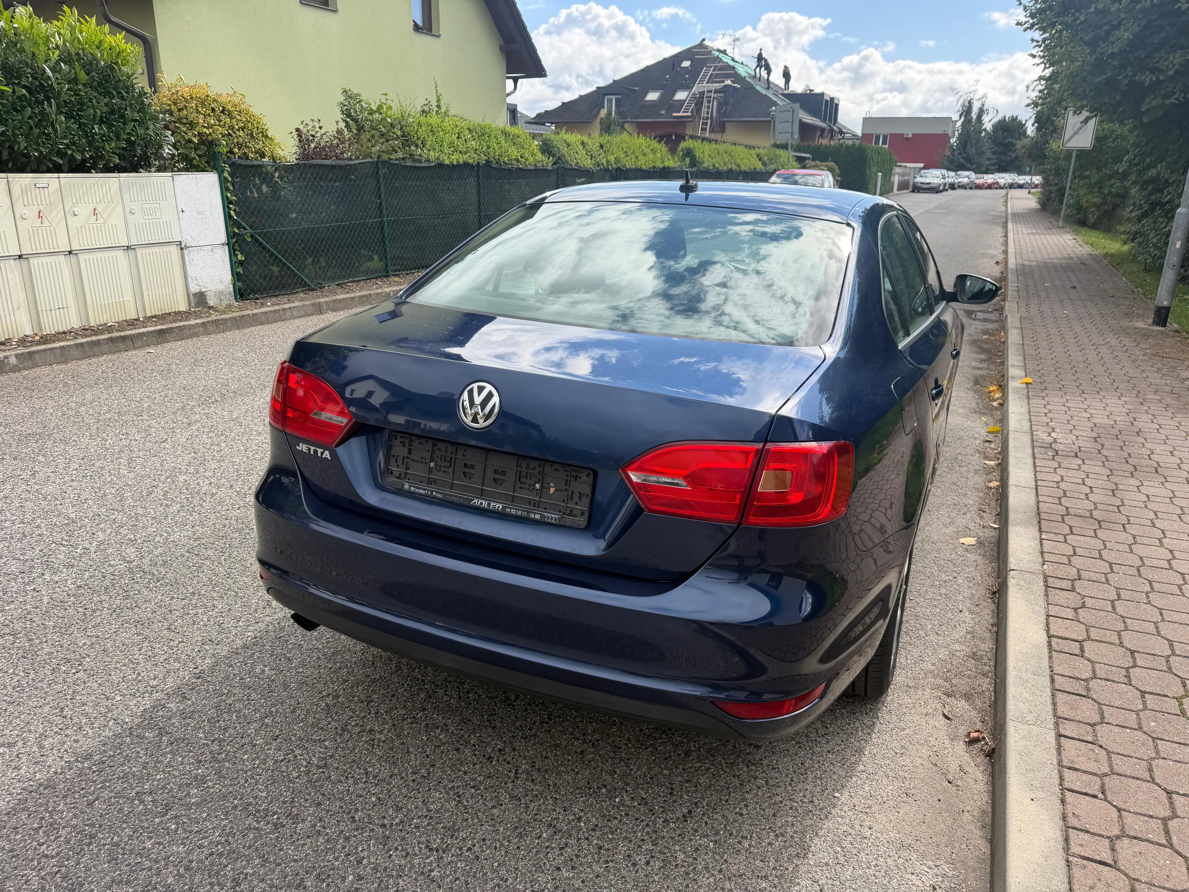 Volkswagen Jetta, 1,2TSi pravid. servis nová STK - fotka 5