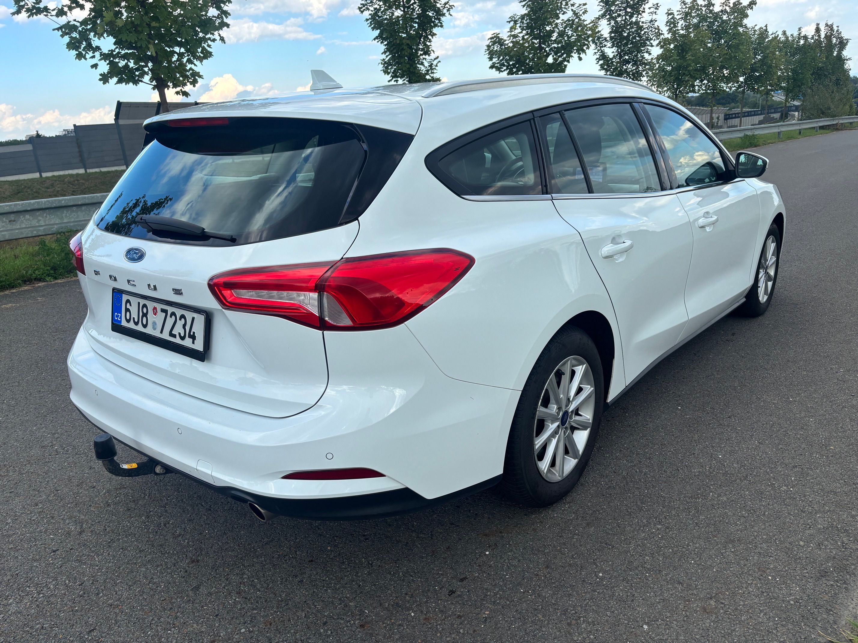 Ford Focus, Combi 1.5 EcoBlue 88kw, ČR - fotka 3