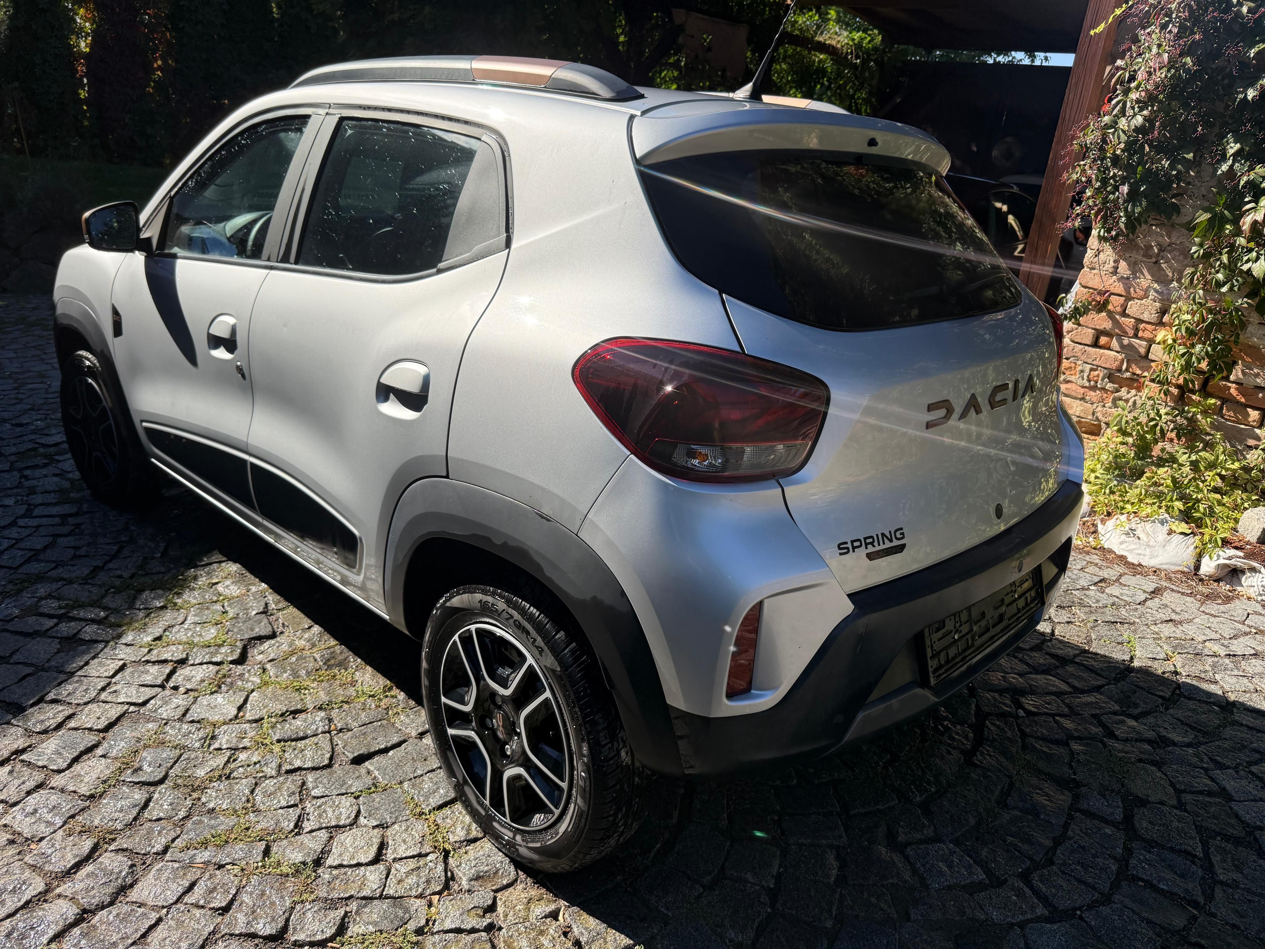 Dacia Spring - fotka 4