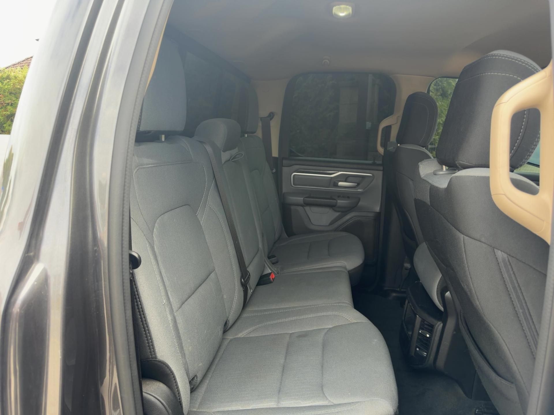 Dodge Ram 1500, 3,6 Bighorn Lonestar Quad 4x4 - fotka 6