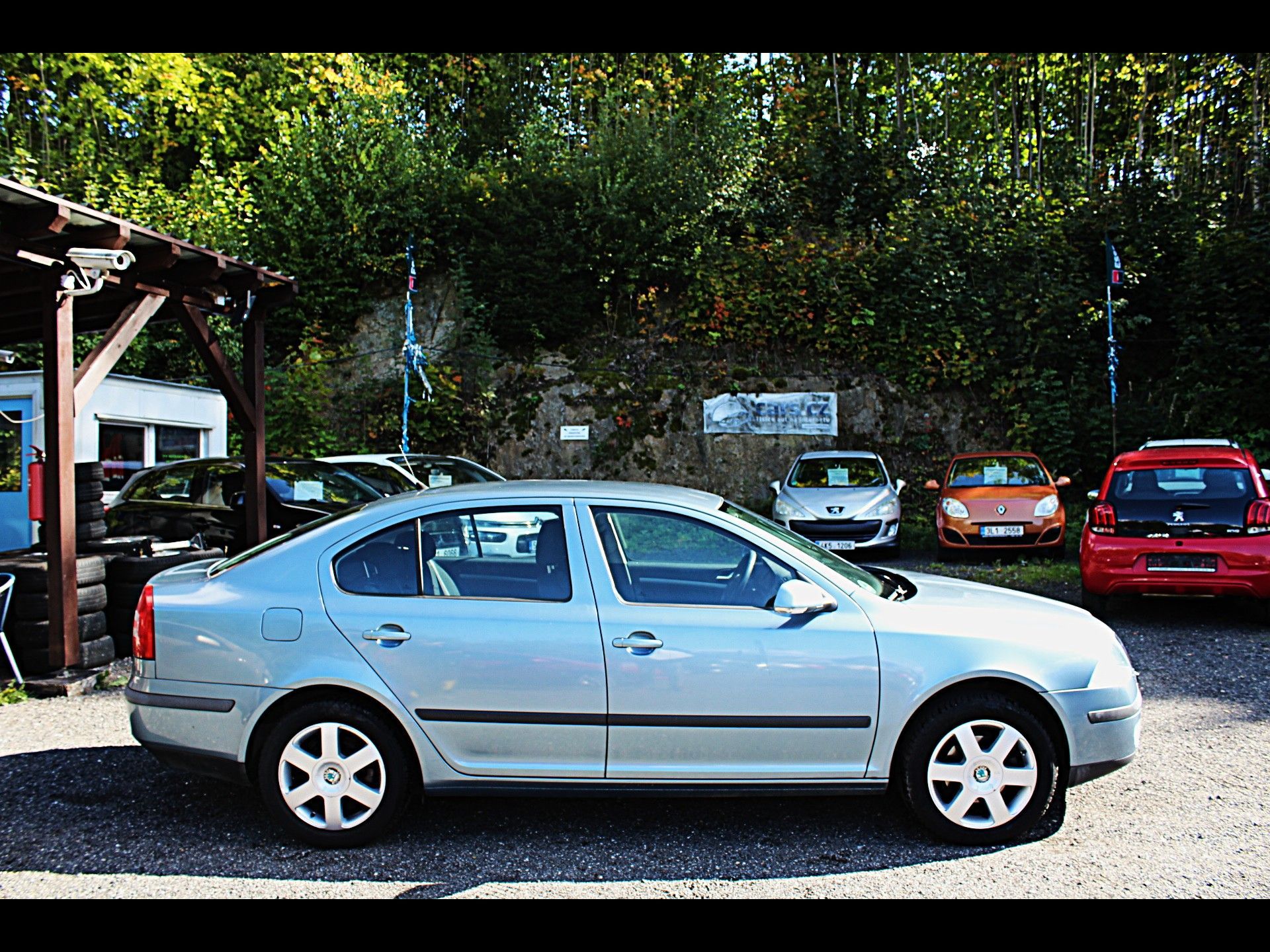 Škoda Octavia, II. 1.6 MPi Elegance - fotka 3