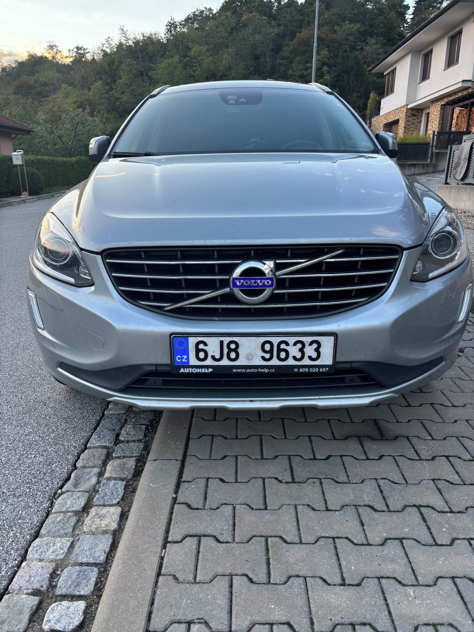 Volvo XC60, Volvo XC60 D5 AWD 162 kW - fotka 2