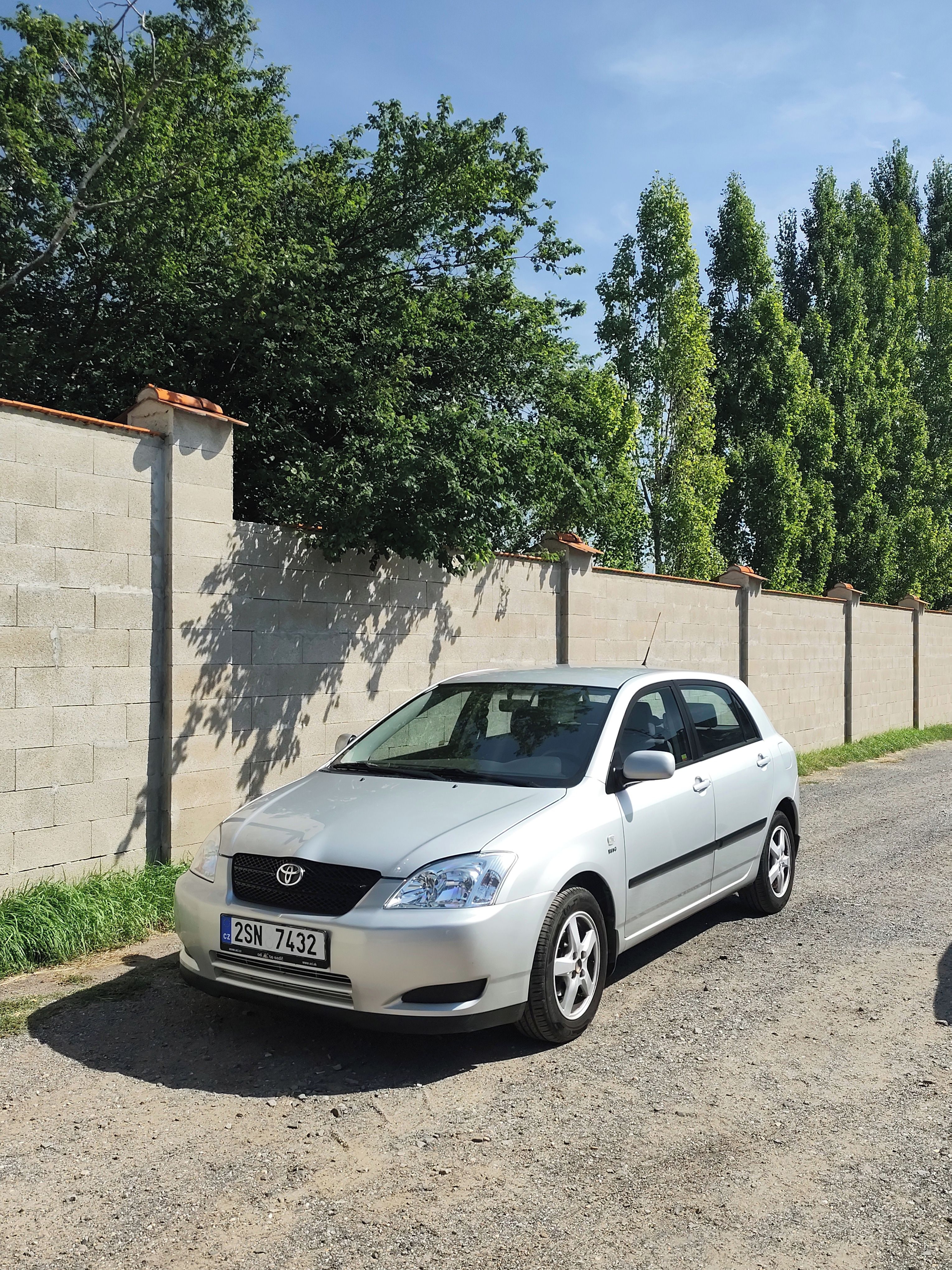 Toyota Corolla, 1,4 benzín klima - fotka 6