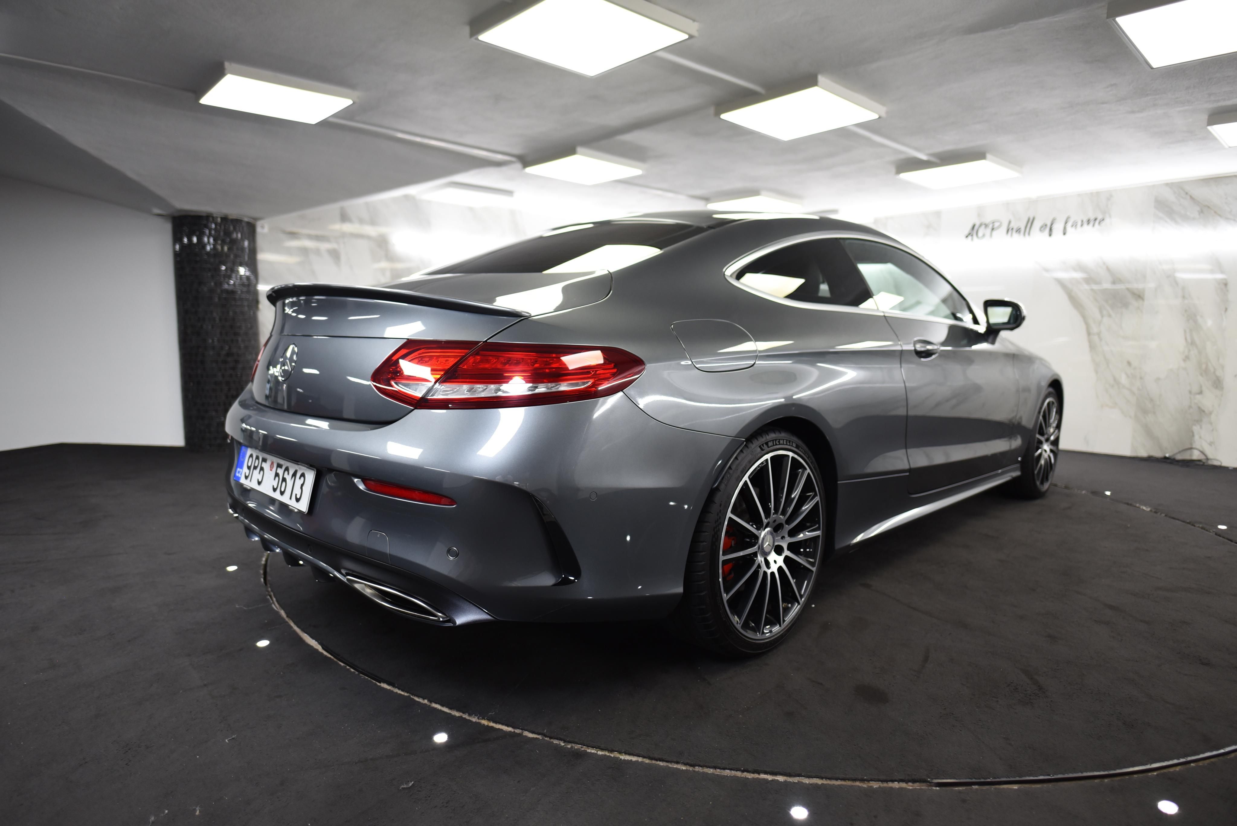 Mercedes-Benz Třídy C, AMG Line, AIRMATIC, Burmester - fotka 5