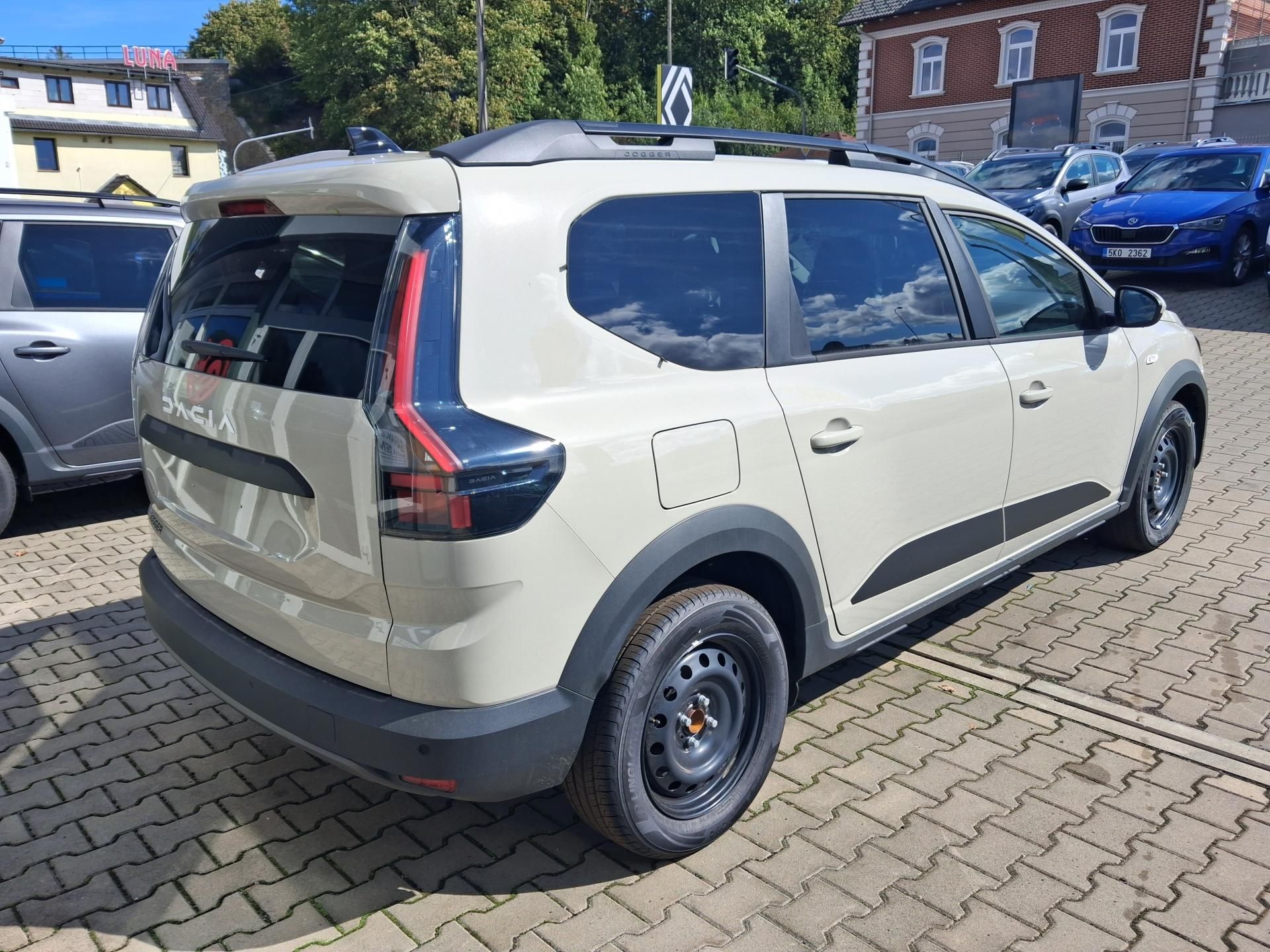Dacia Jogger, Expression Eco-G 120 5 míst - fotka 5