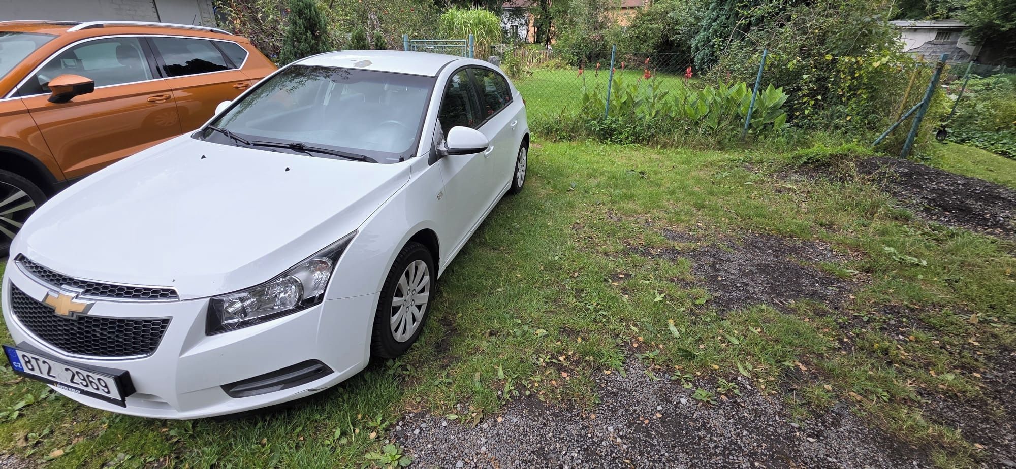 Chevrolet Cruze, Chevrolet Cruze 1.6 benzín - fotka 4