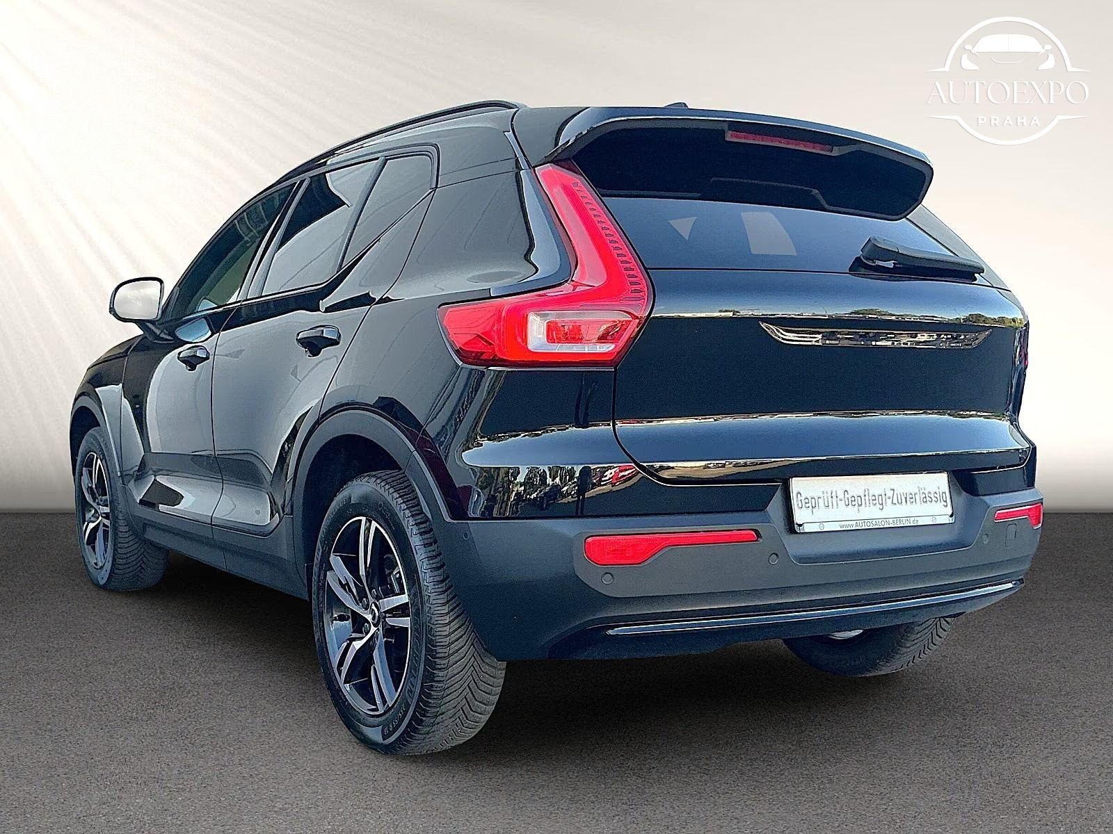 Volvo XC40, B3 DKG +Dark*LED*PANORAMA - fotka 6