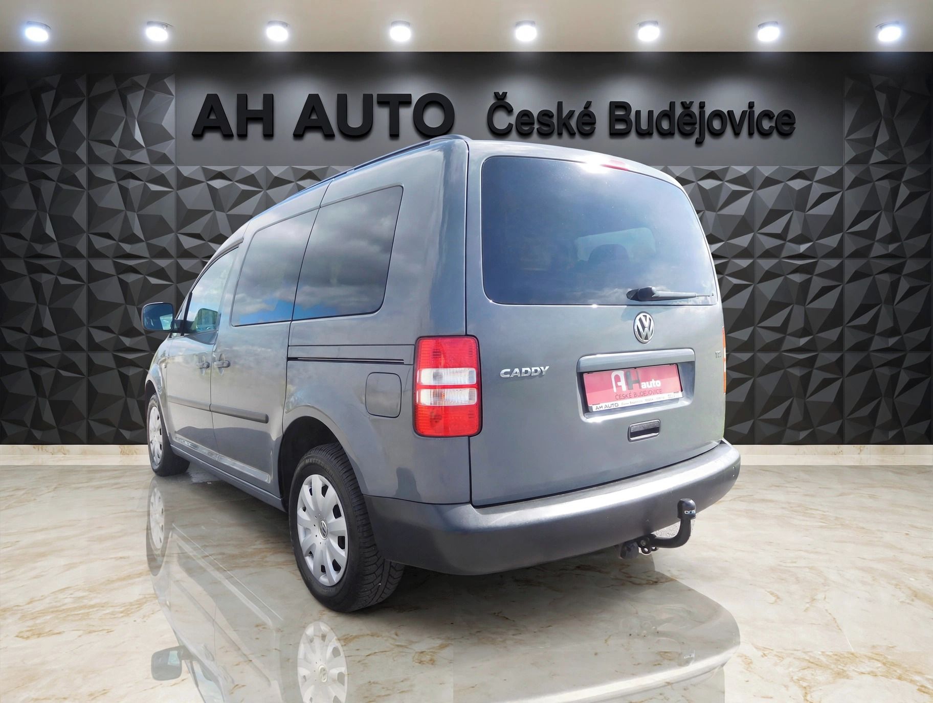 Volkswagen Caddy, 1.2 TSI Comfort 77kW, 7 MÍST - fotka 4