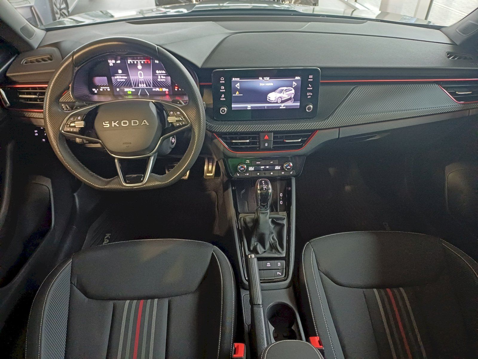 Škoda Kamiq, Monte Carlo DSG TSI 1.5 / 110 - fotka 5