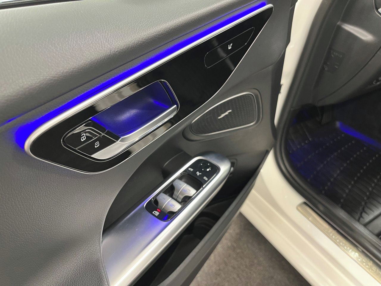 Mercedes-Benz Třídy C, 300e Avant. Distro Kamera Taž - fotka 6