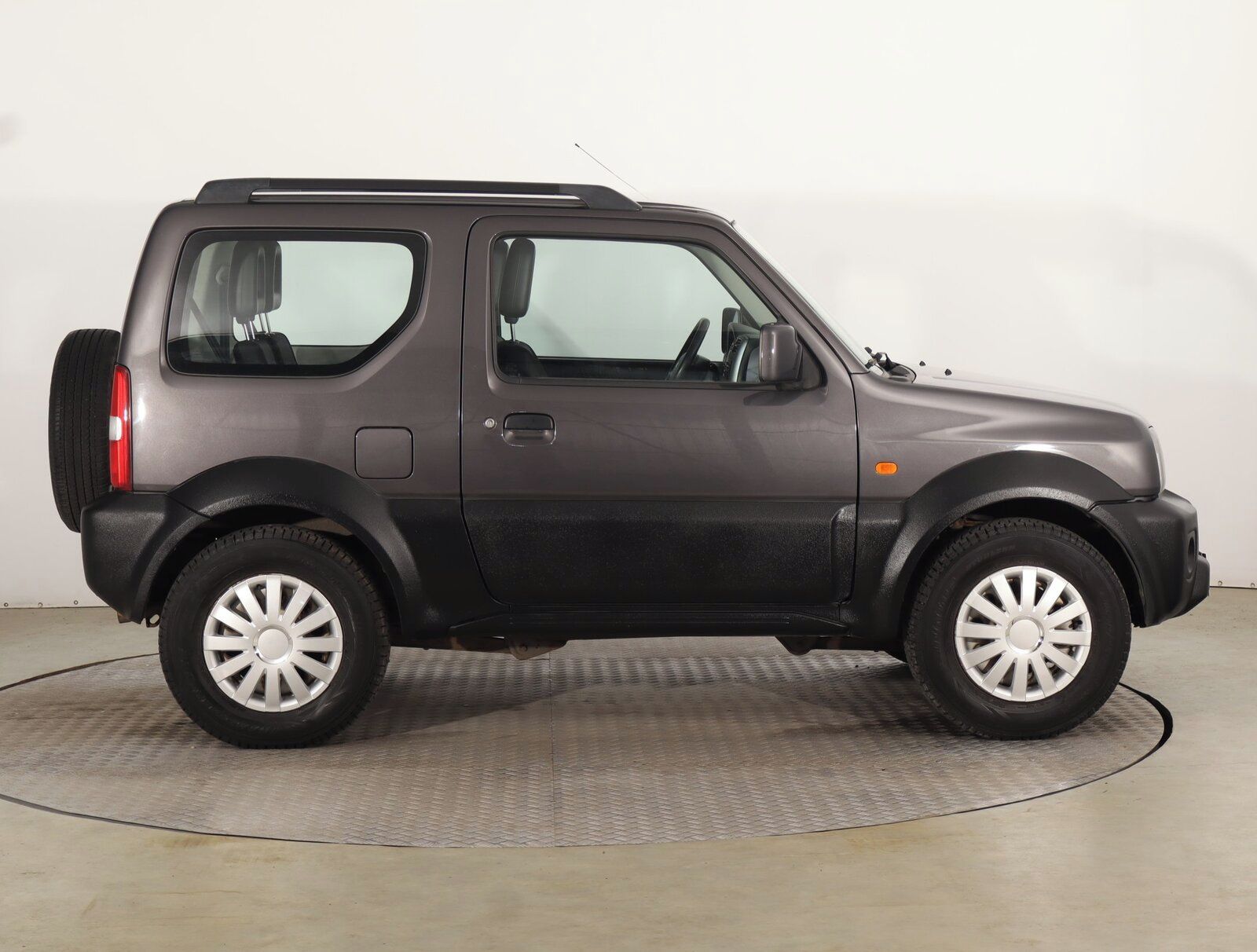 Suzuki Jimny, 1.3 16V, 4X4 - fotka 6