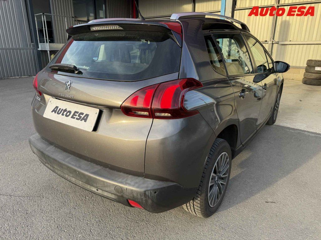 Peugeot 2008, 1.6 HDi,ČR - fotka 2