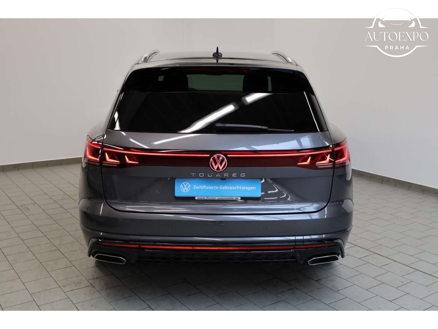 Volkswagen Touareg, 3.0 TDI V6 4Motion* R-Line* - fotka 4