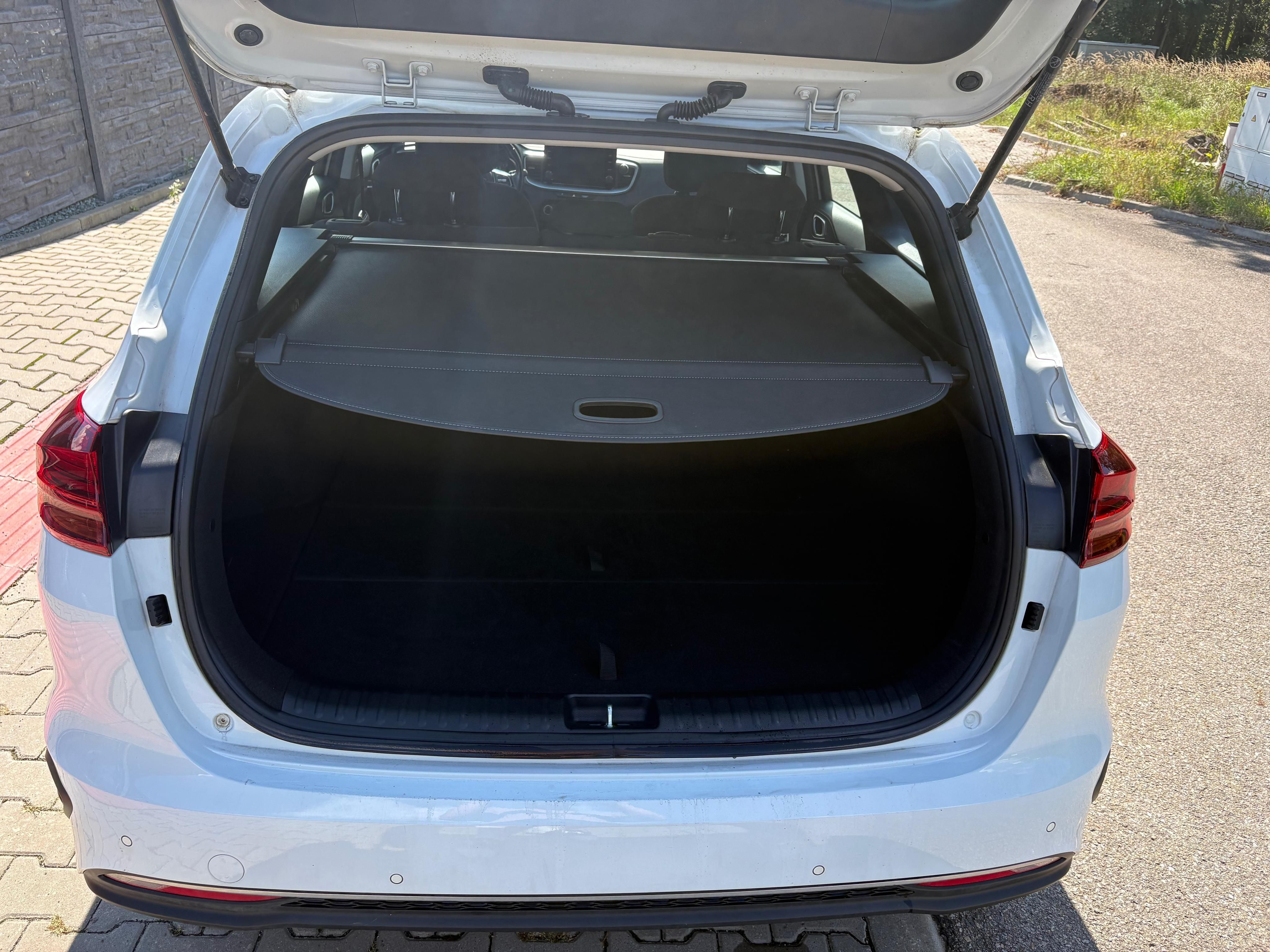Kia Cee´d SW - fotka 5