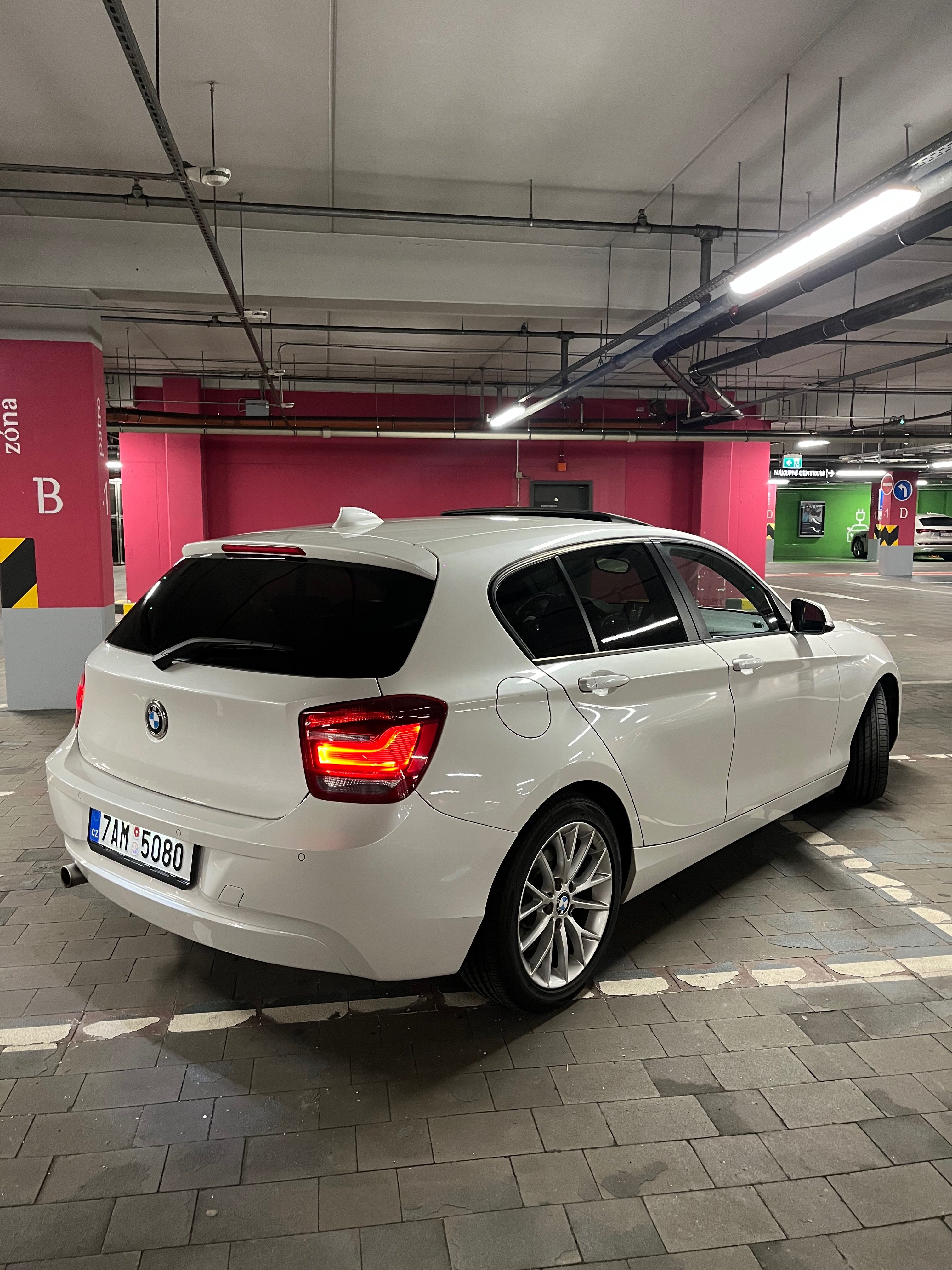 BMW Řada 1, BMW F20 116d Automat - fotka 4