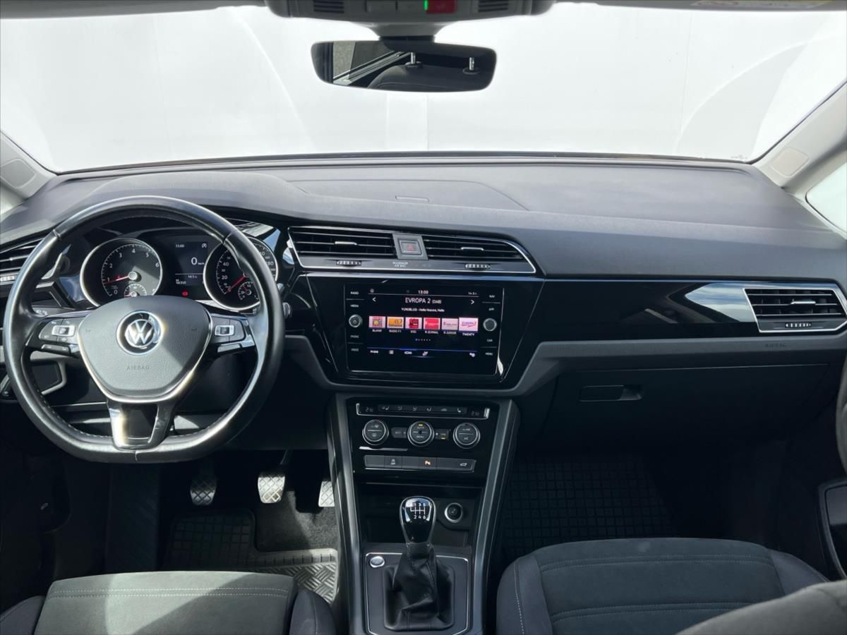 Volkswagen Touran, 1,5 TSi 110kW HIGHLINE - fotka 5