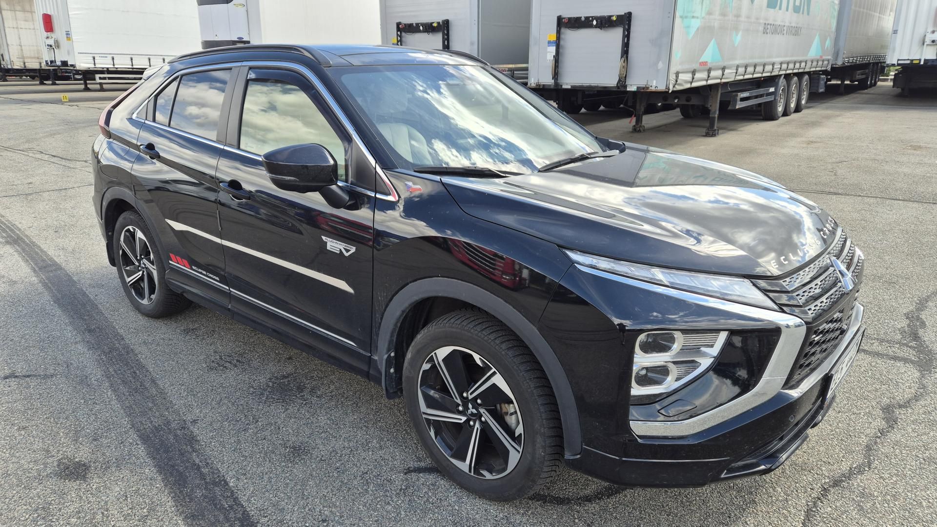 Mitsubishi Eclipse Cross, ECLIPSE CROSS 2,4 MIVEC PHEV 4