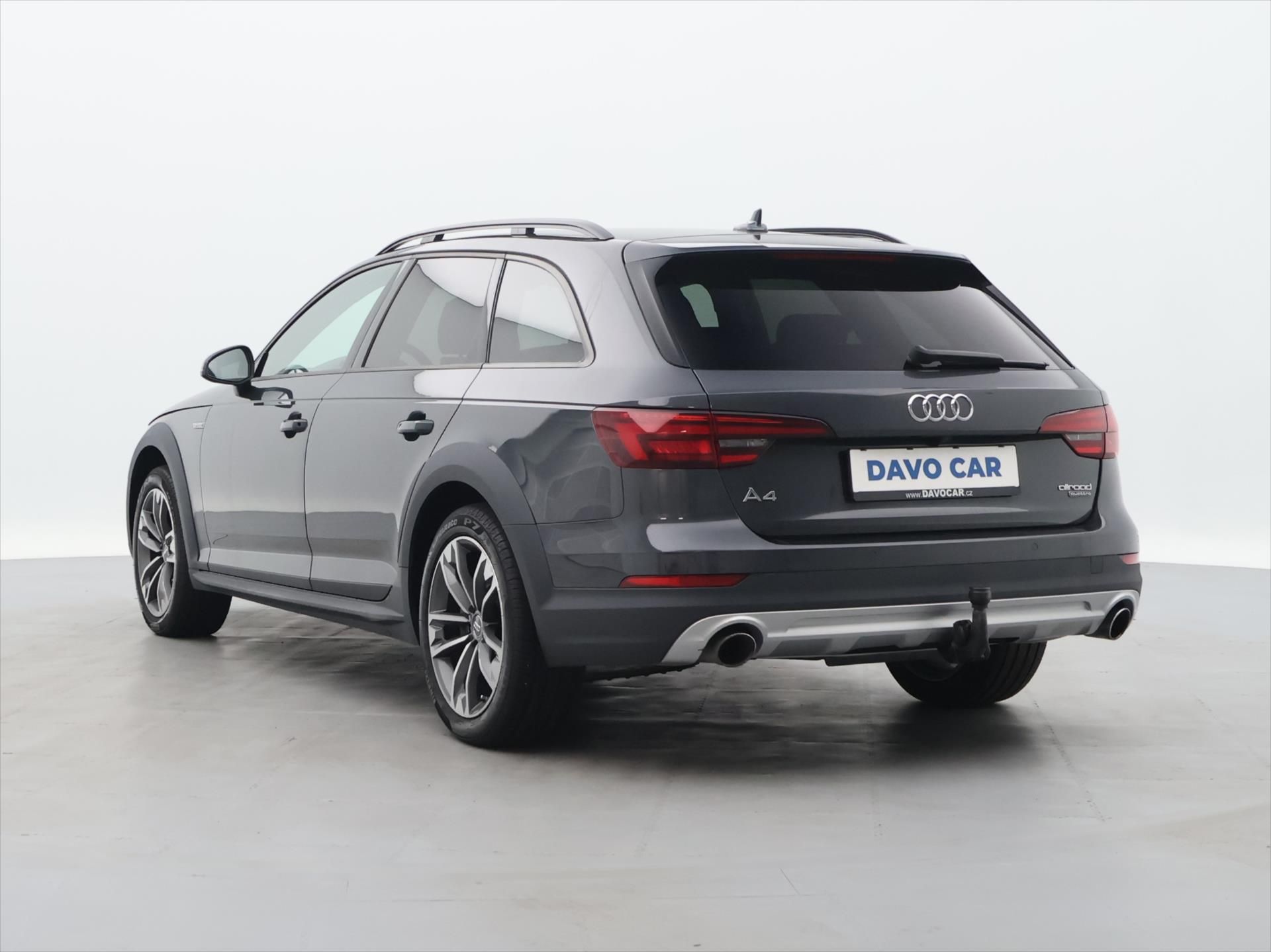 Audi A4 allroad, 2,0 TFSI 185kW Quattro S-troni - fotka 5