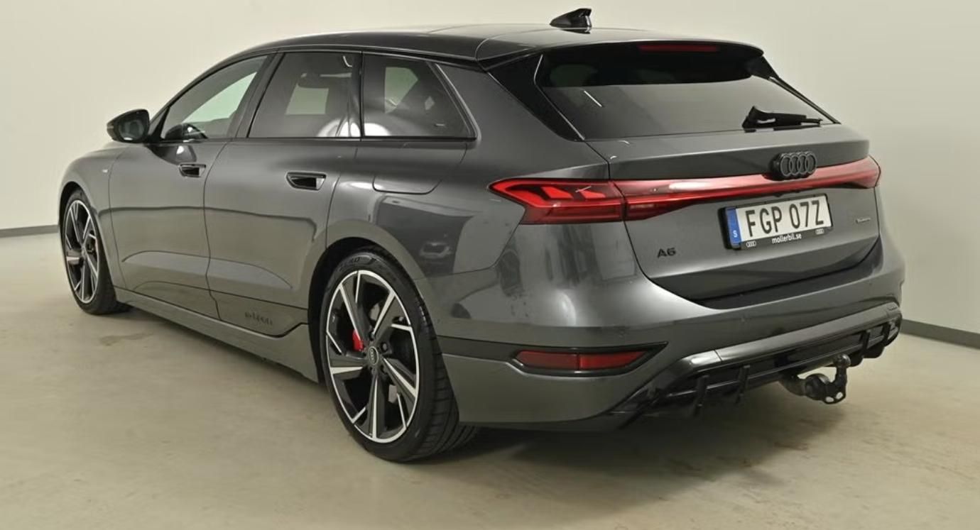 Audi A6 Avant, e-tron Q 360k Tech Pro Pano - fotka 4