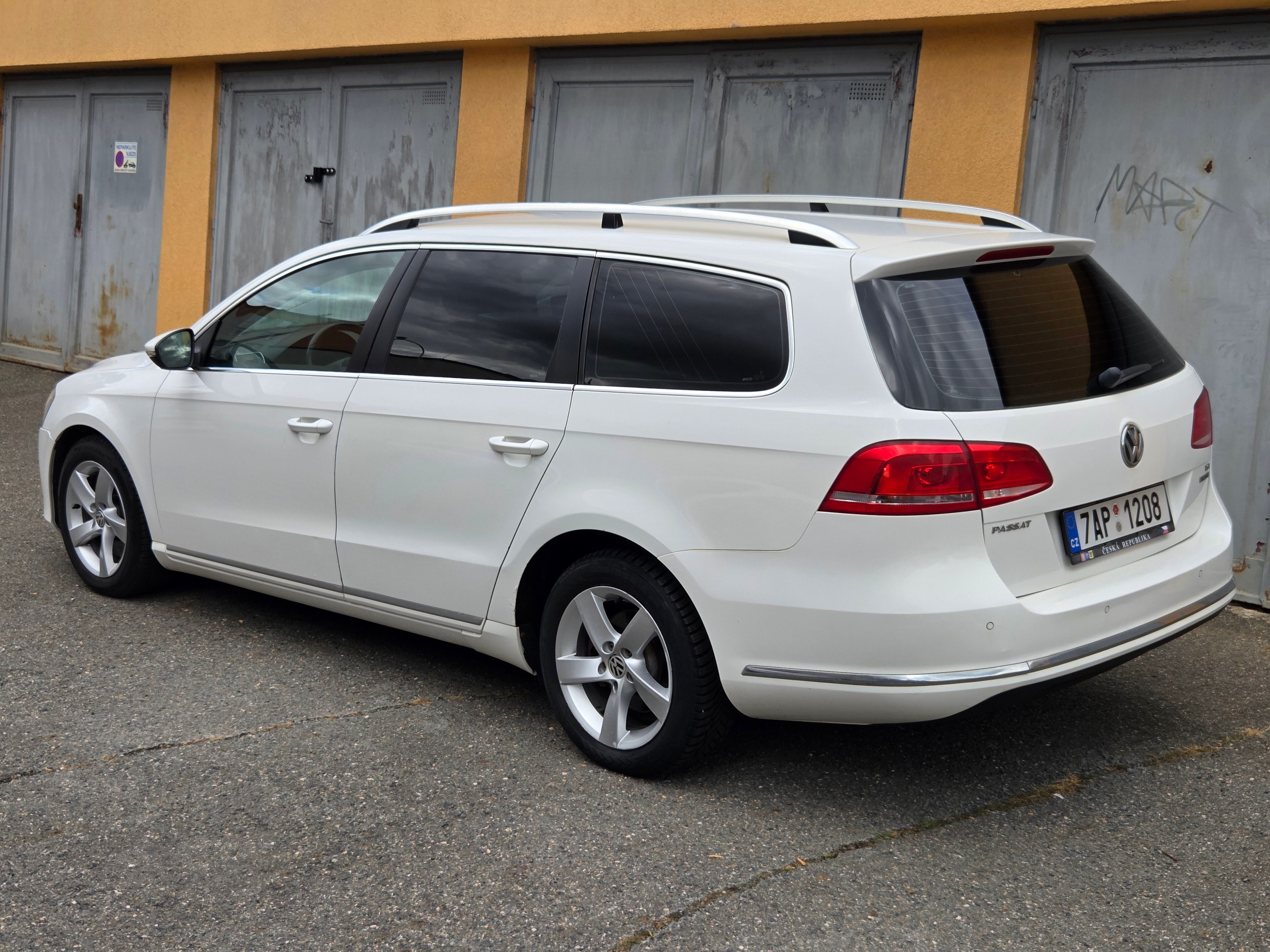 Volkswagen Passat, 1.4i CNG Automat Nová STK - fotka 4
