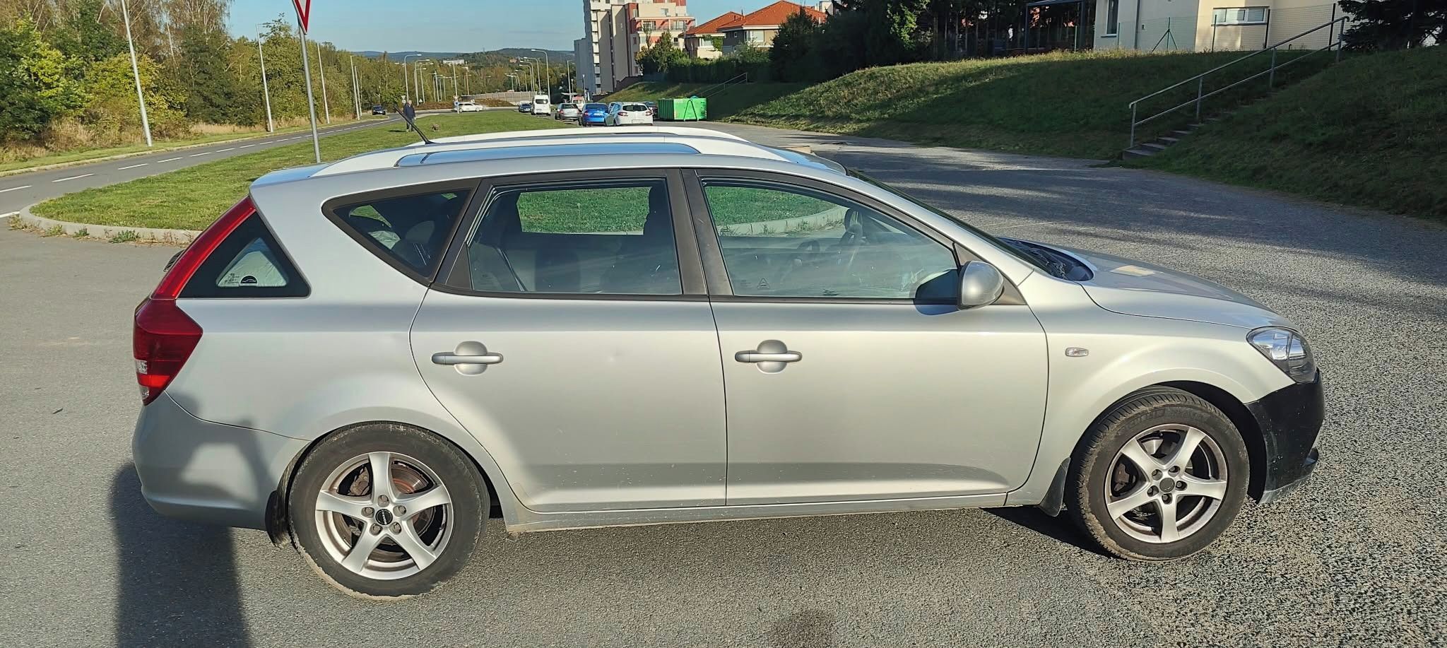 Kia Cee´d, Kia Ceed SW, 1.4 CVVT, 2011 - fotka 5