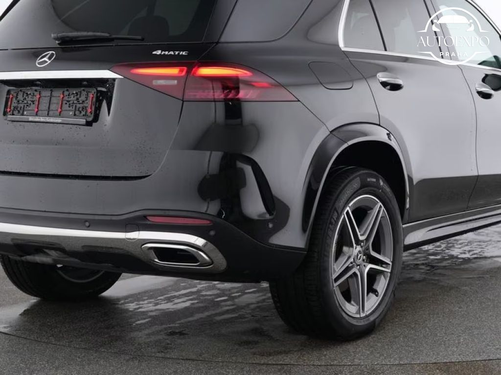 Mercedes-Benz GLE, 200d*4Matic* AMG* - fotka 4
