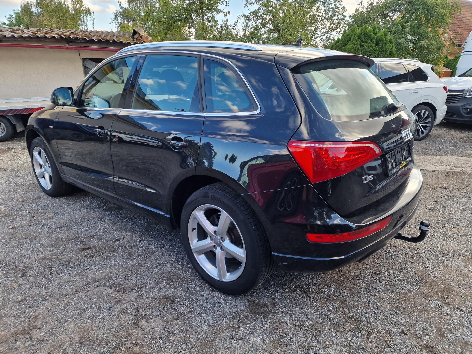 Audi Q5, 2,0TDI QUATTRO S-LINE 125KW - fotka 5