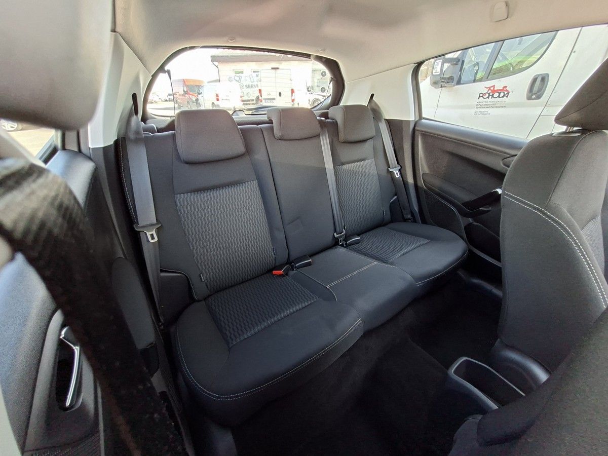 Peugeot 208, ACTIVE 1.2 PT 82k M5 - fotka 6