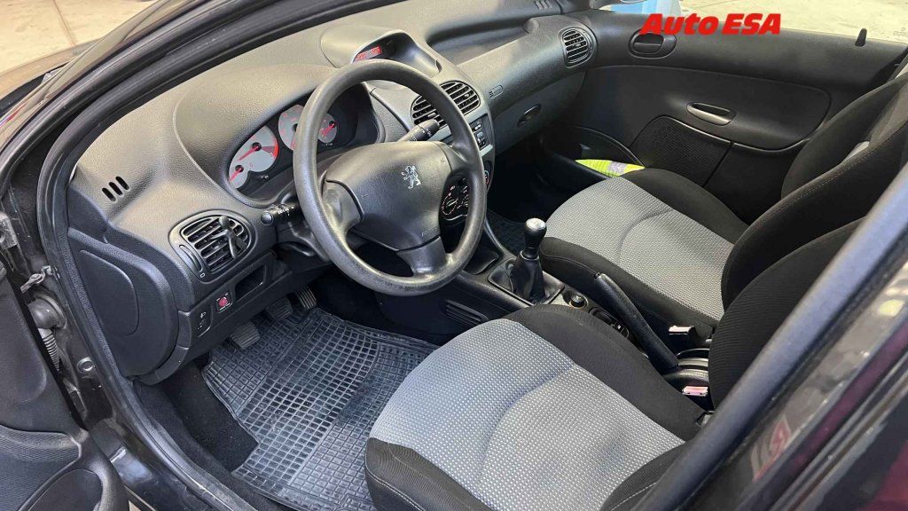 Peugeot 206, 1.4HDi,X-Line,AC - fotka 3