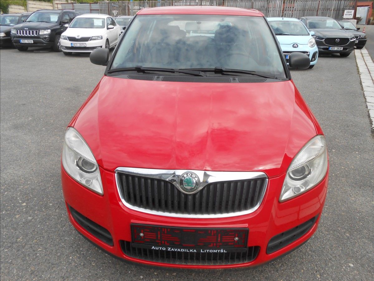 Škoda Fabia, 1,2 44Kw - fotka 2