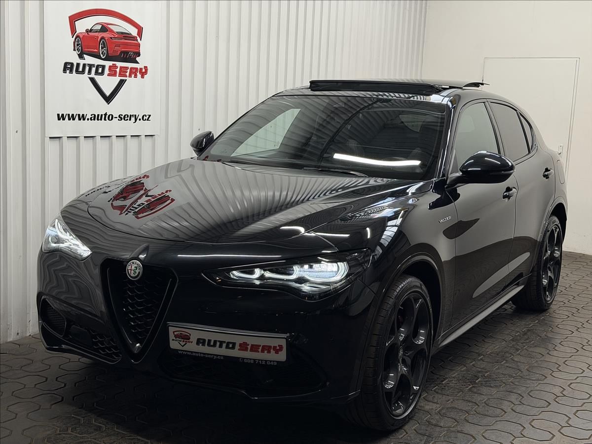 Alfa Romeo Stelvio, VELOCE 154kW Q4 PANO H&K R21