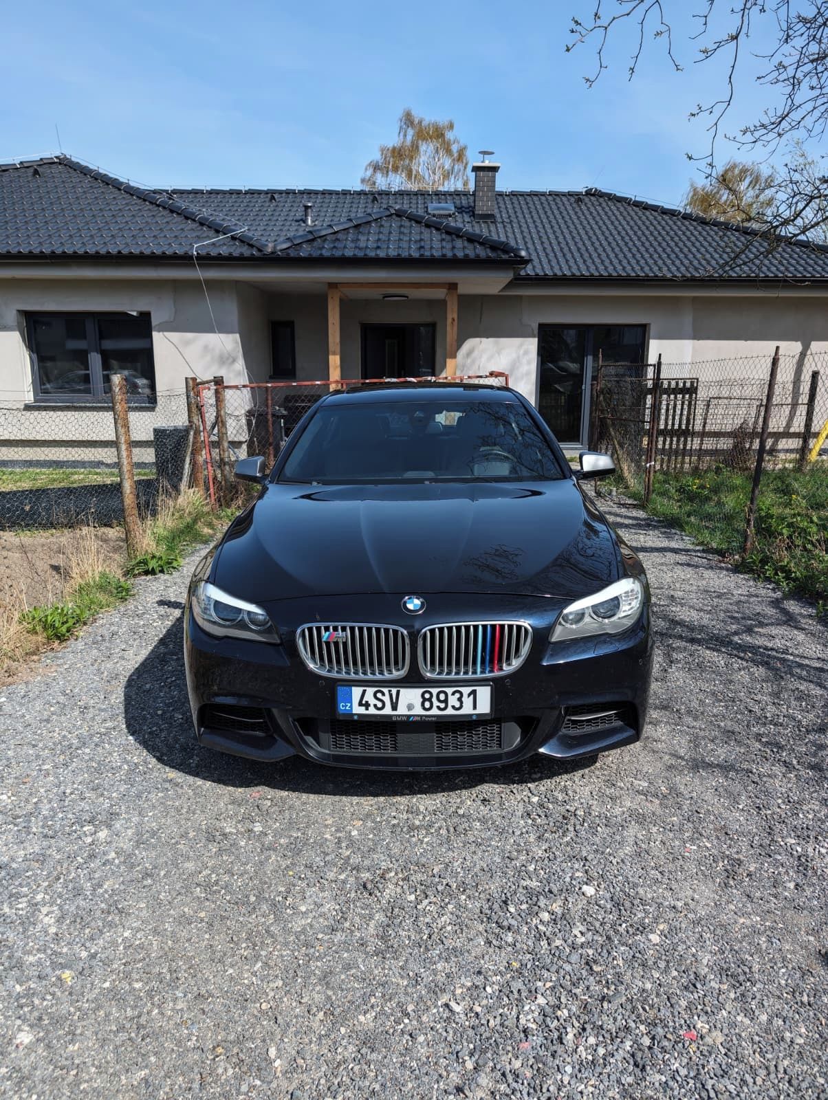 BMW Řada 5, M550d xDrive, 4x4 - fotka 5