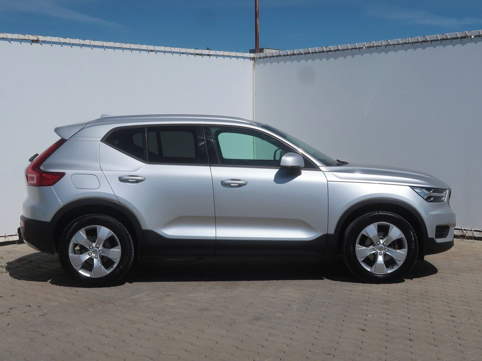 Volvo XC40, D3 - fotka 6