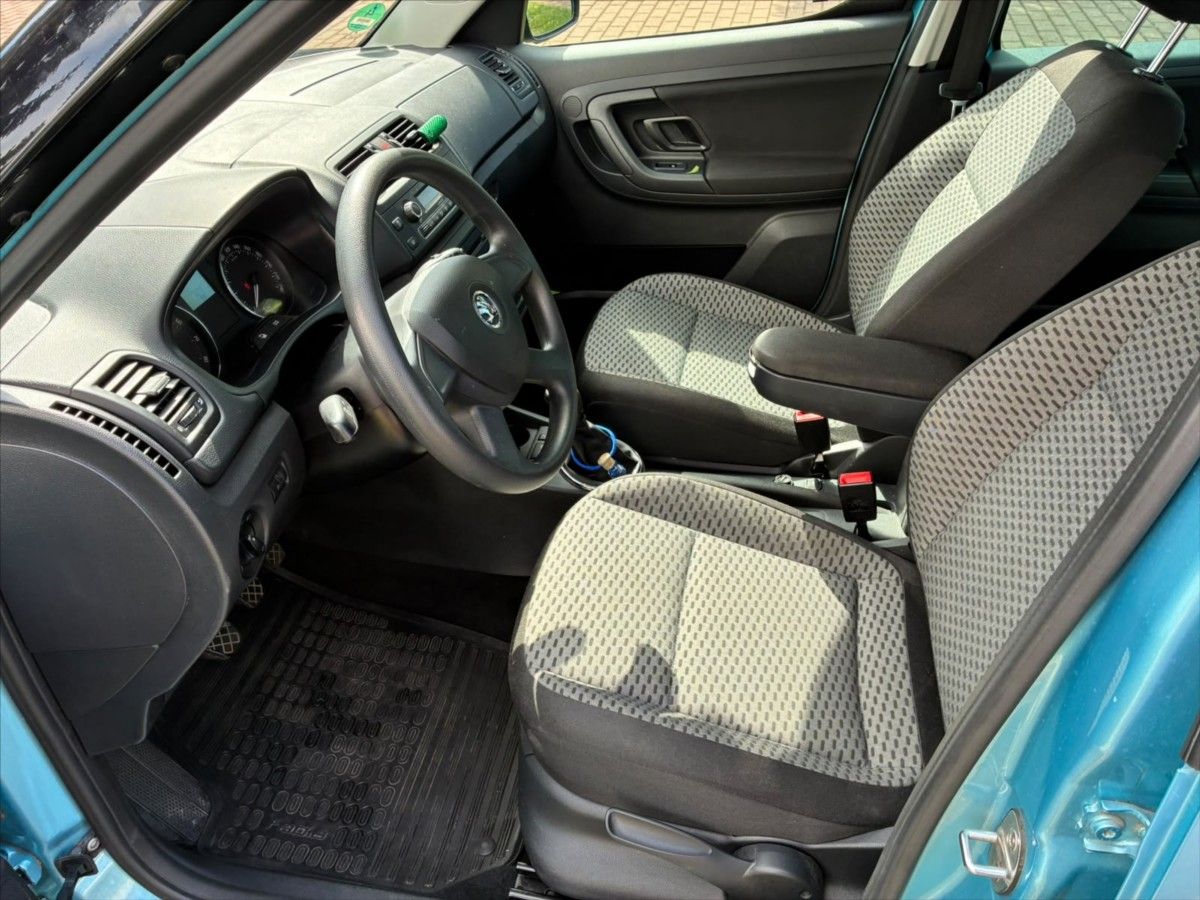 Škoda Roomster, 1,4 TSi Ambition Plus Edition - fotka 6
