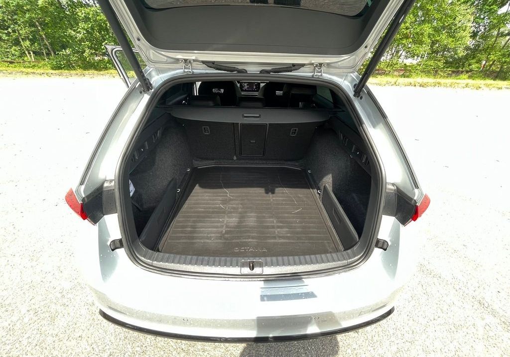 Škoda Octavia, 2.0 TDI 147kW DSG 4x4 RS Combi - fotka 5
