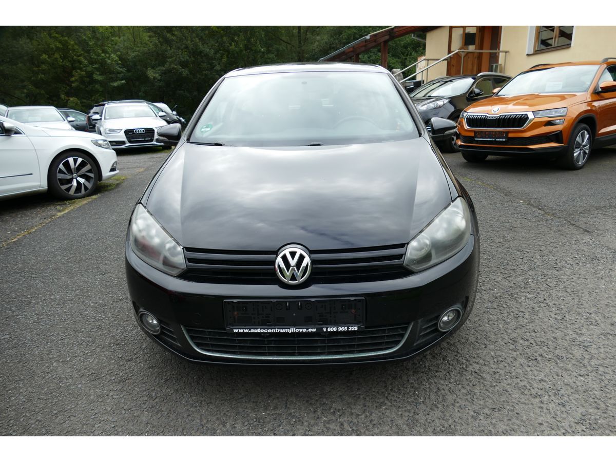 Volkswagen Golf, 1,6TDI 77KW DIGI-KLIMA - fotka 2