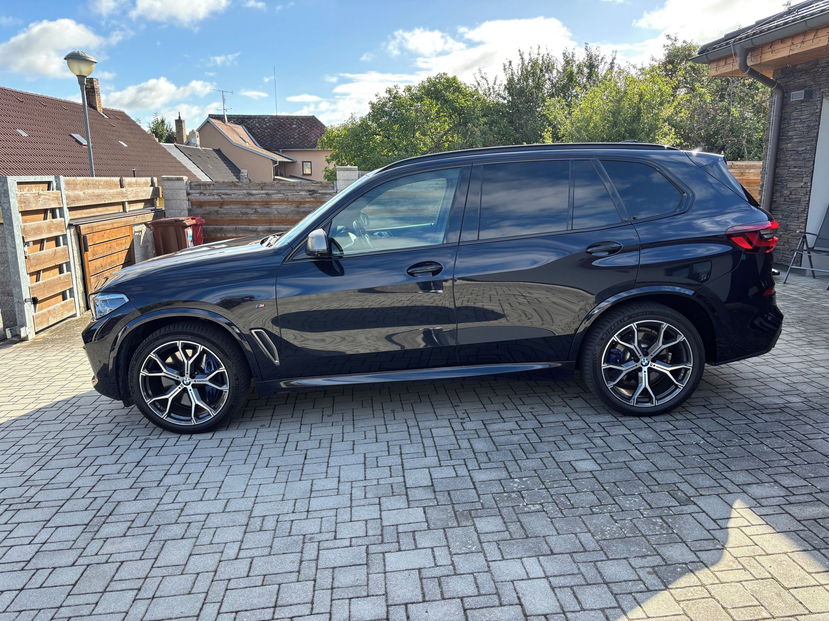 BMW X5, X5M50i,390kw,Individual - fotka 5