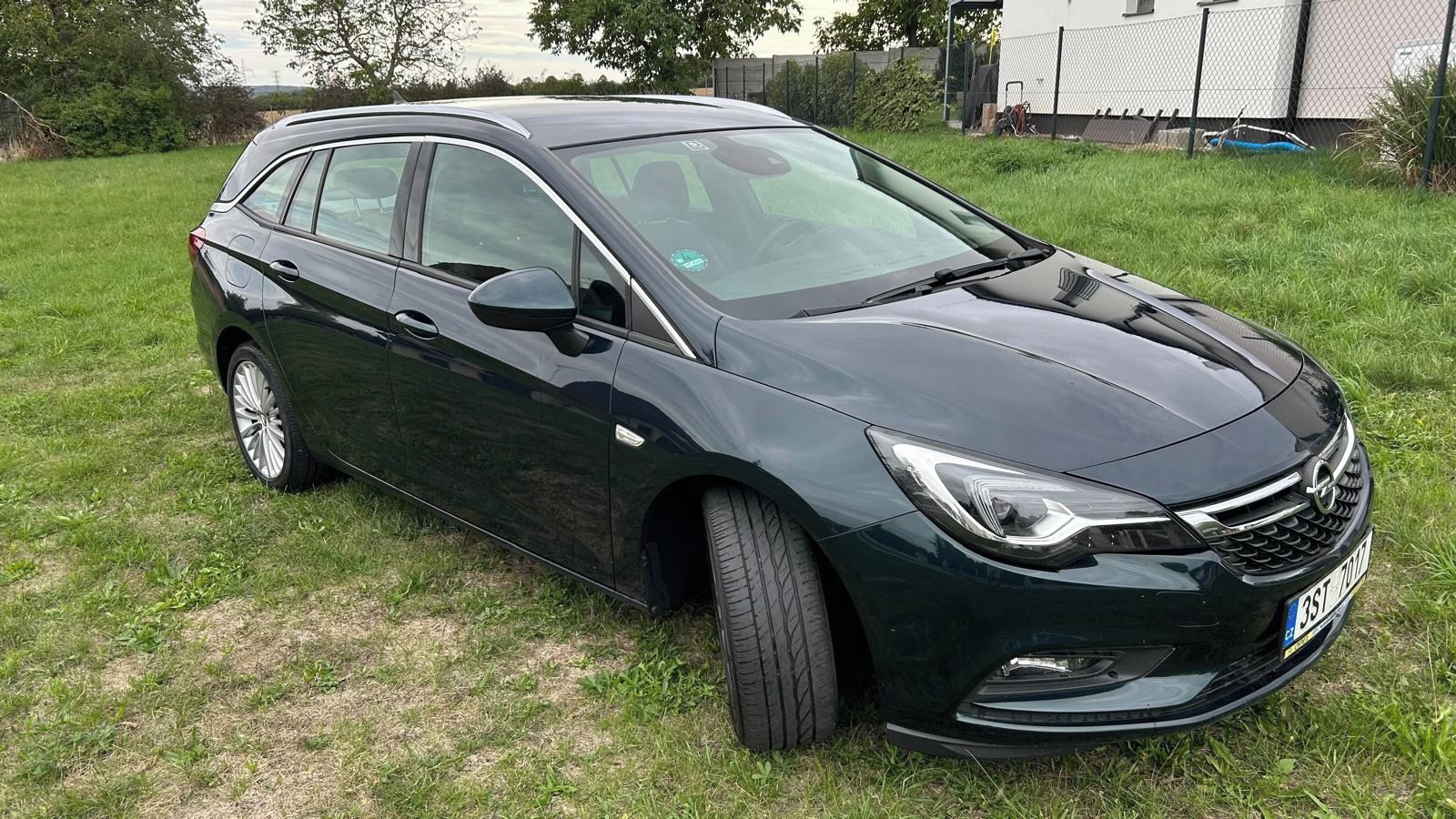 Opel Astra, 1,6 CDTI,  manuál, bez AdBlue - fotka 4