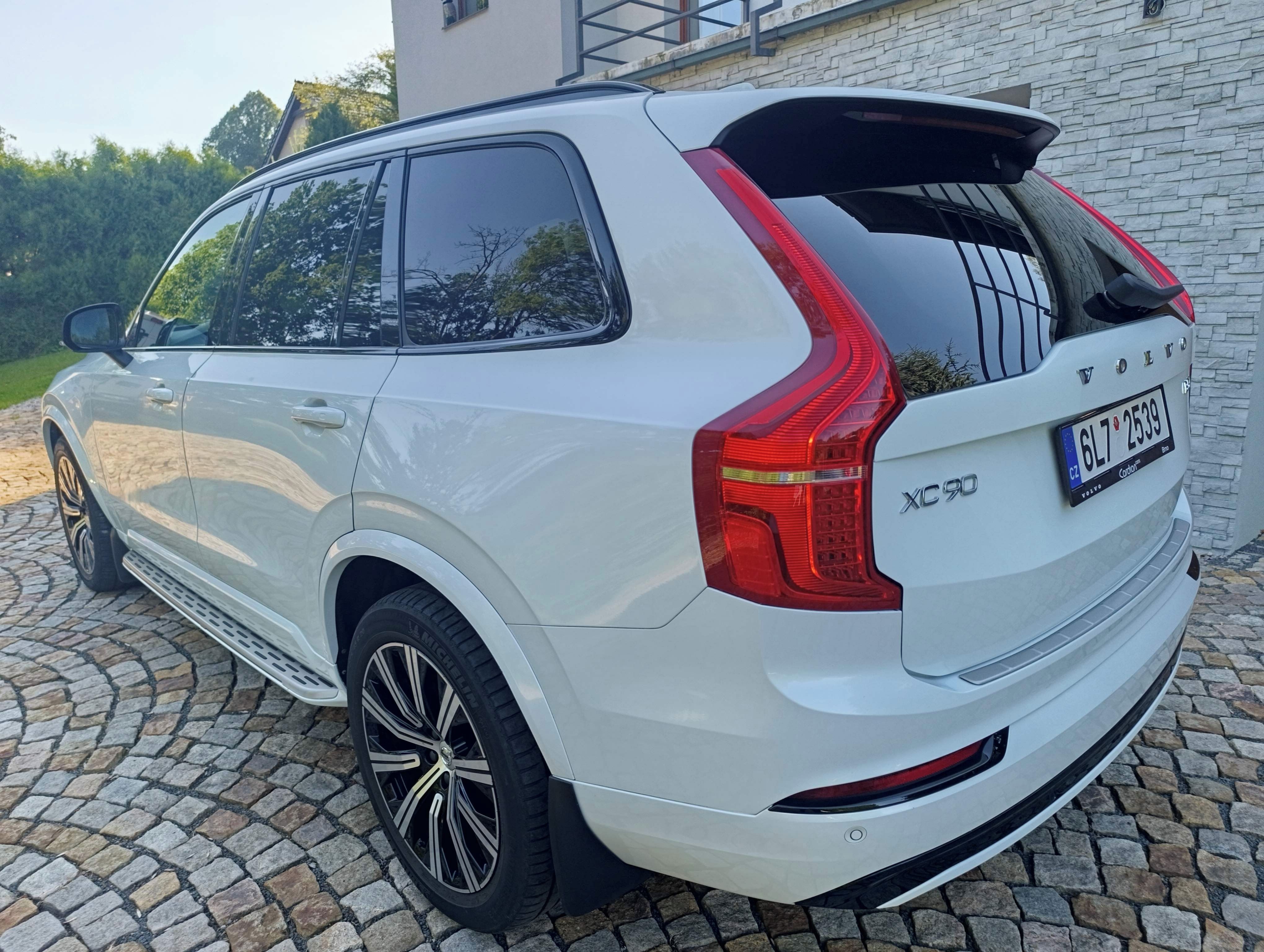 Volvo XC90 - fotka 3