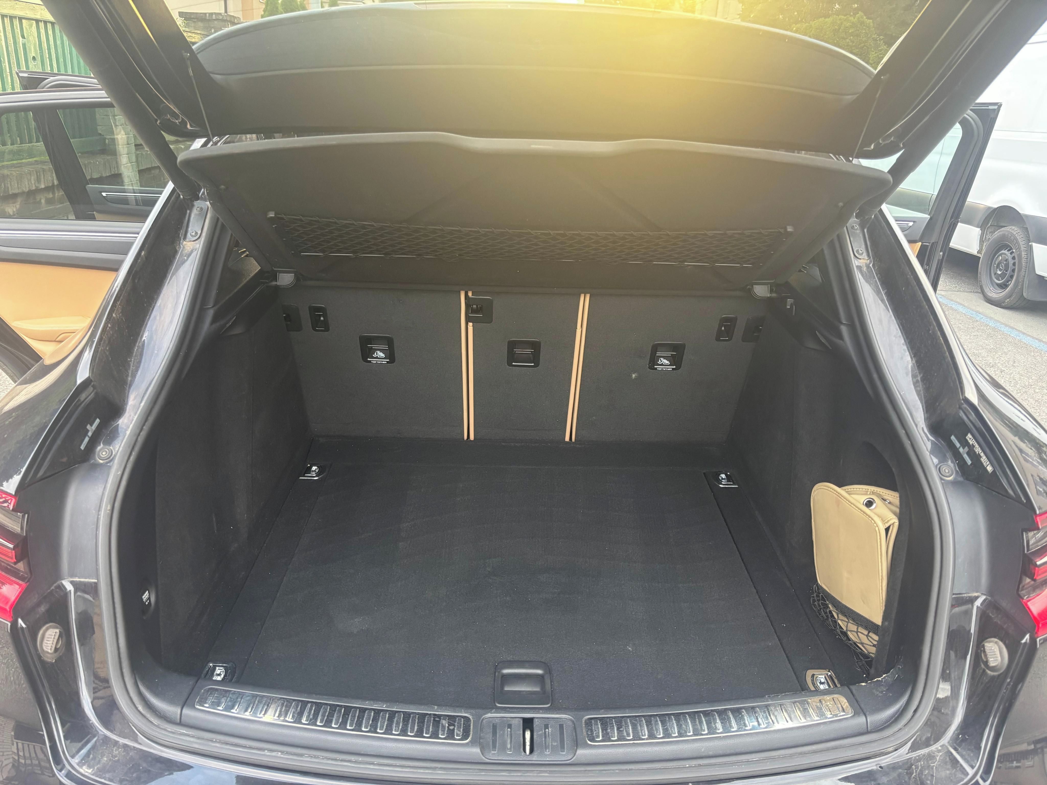 Porsche Macan, 2.0 TSI, Servisováno - fotka 5