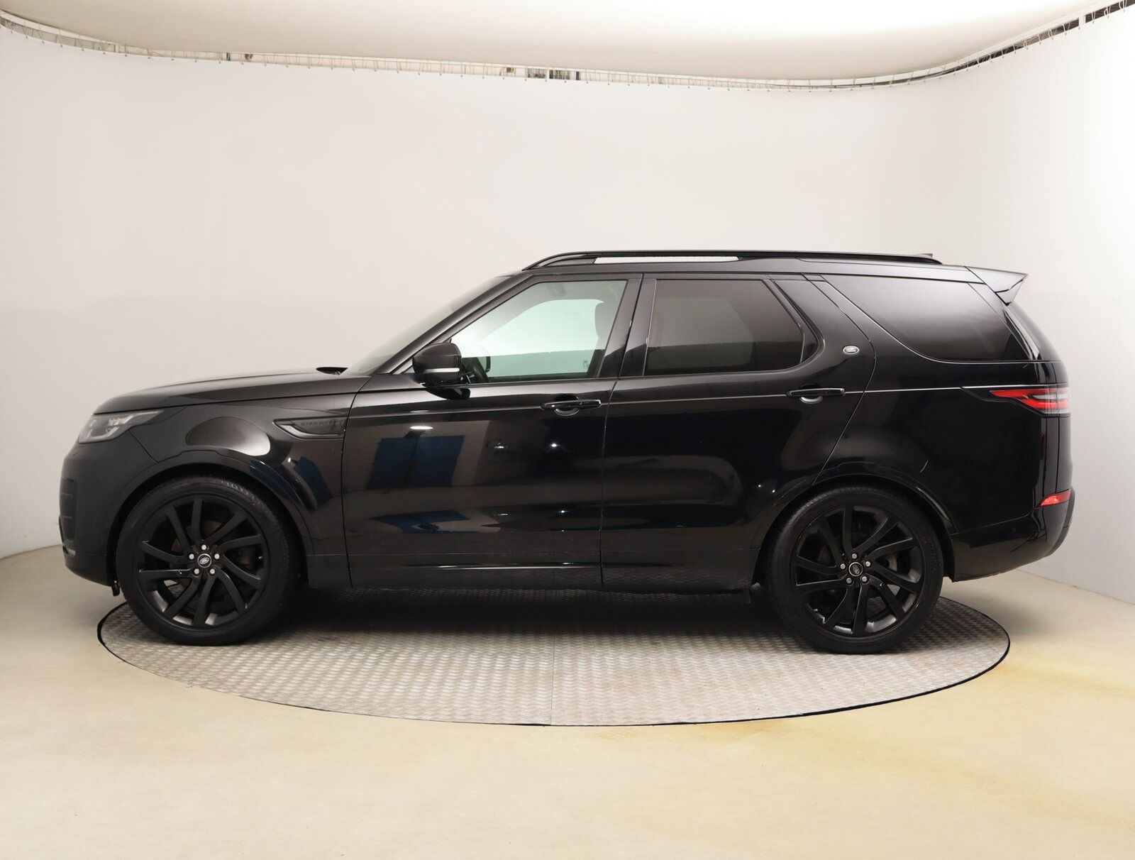 Land Rover Discovery, 3.0 Td6, 4X4, Automat - fotka 3